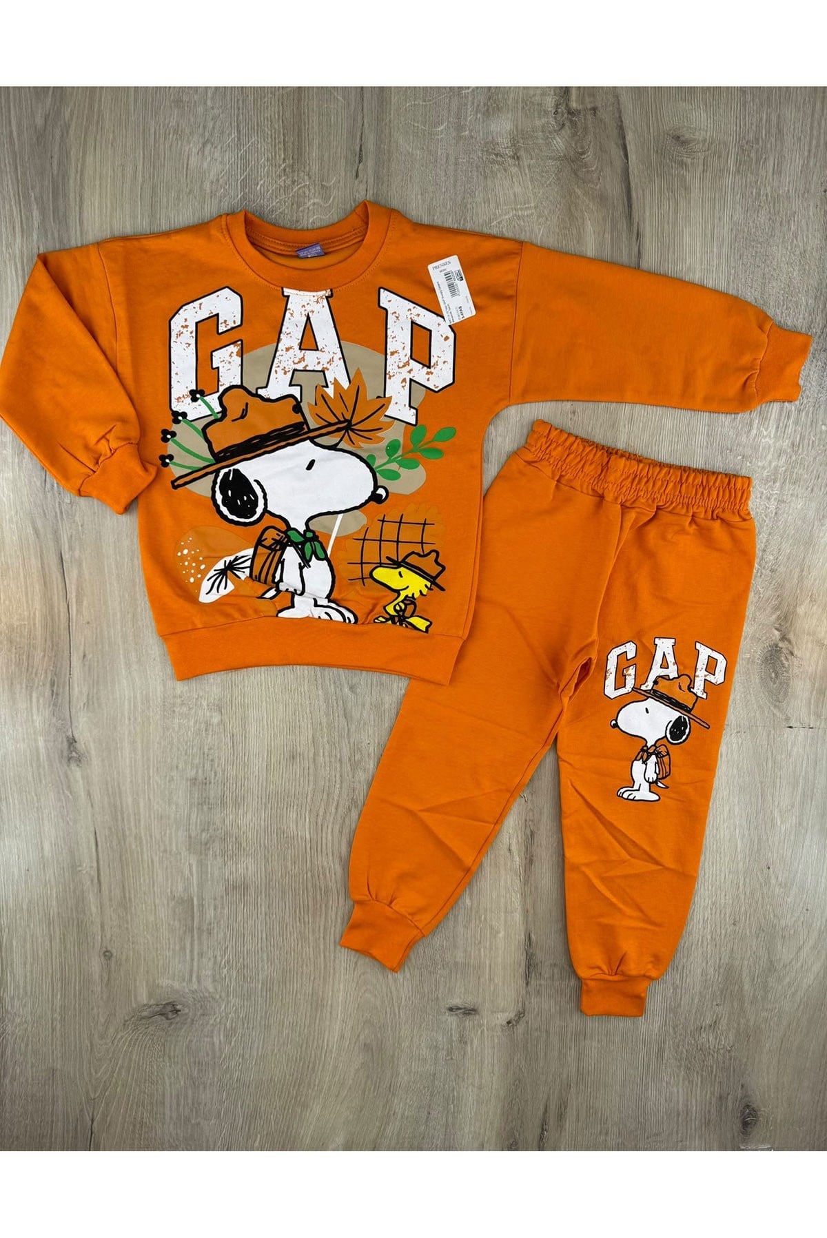 MRT (3-10 Yaş) GAP Snoopy Desenli Mevsimlik Takım