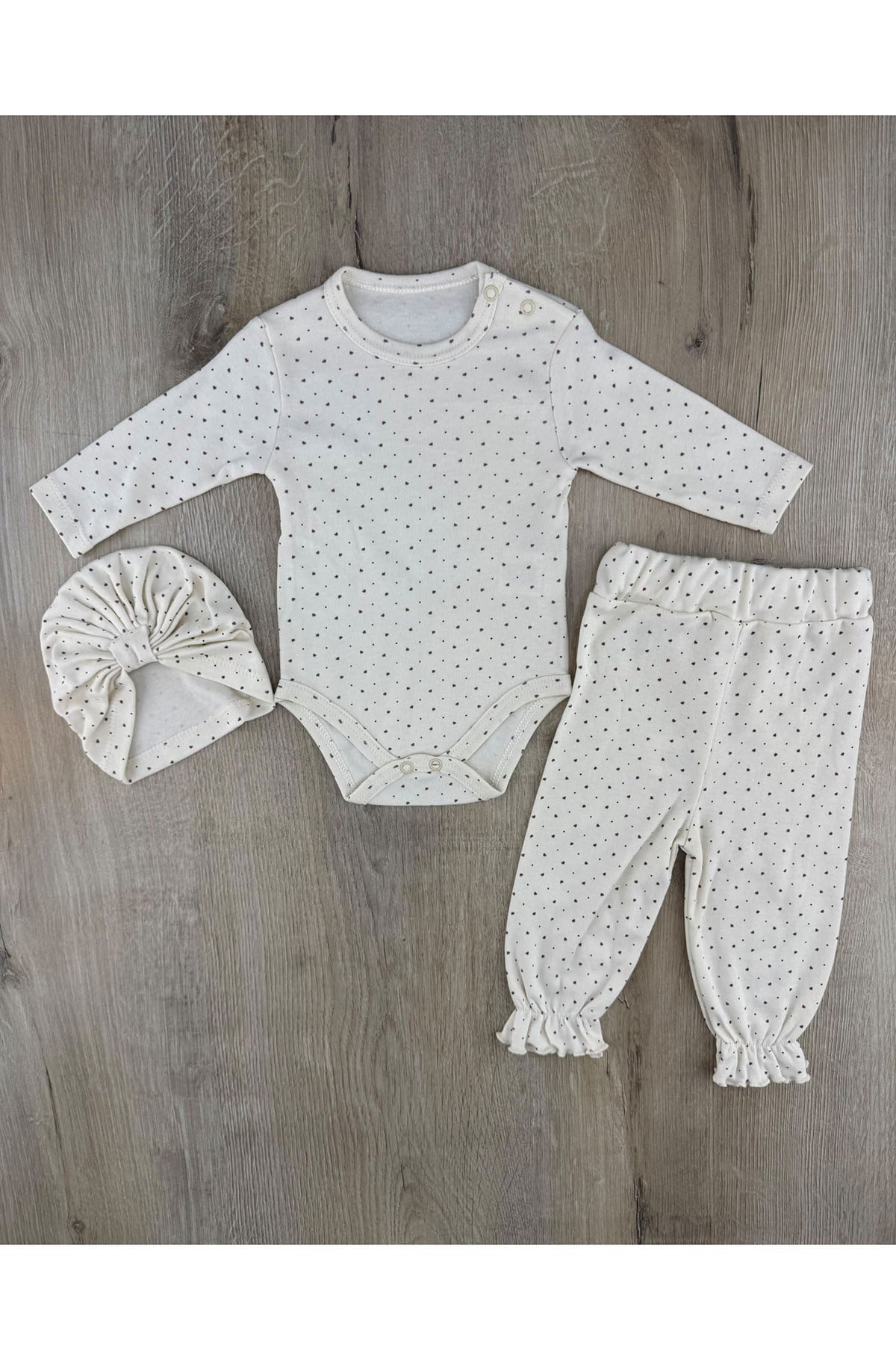 Murat Baby (0-12 Ay) Puanlı Kalp Desenli Boneli Çıtçıtlı Badili Takım