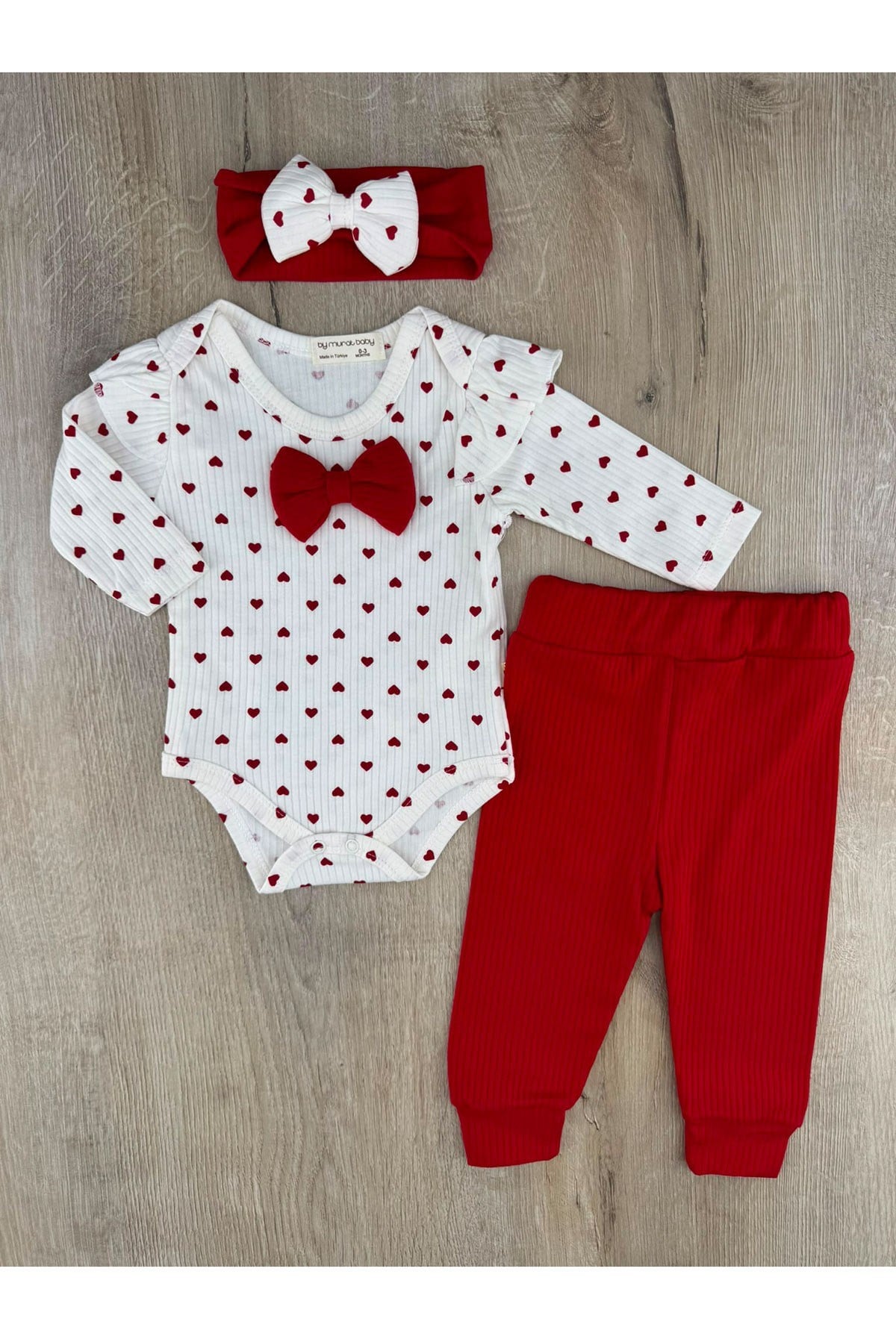 Murat Baby (0-6 Ay) Minik Kalp Desenli Fiyonklu Saç Bantlı Çıtçıtlı Badili Takım