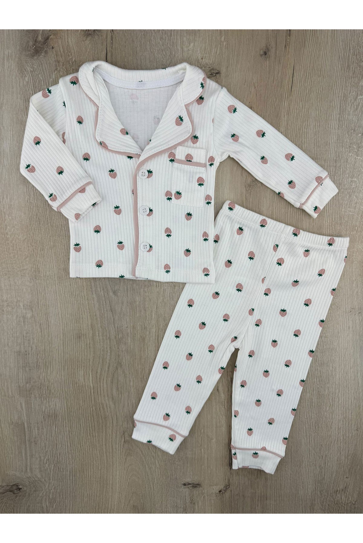 Murat Baby (6-24 Ay) 8377 Çilek Desenli Önden Düğmeli Pijama Takımı