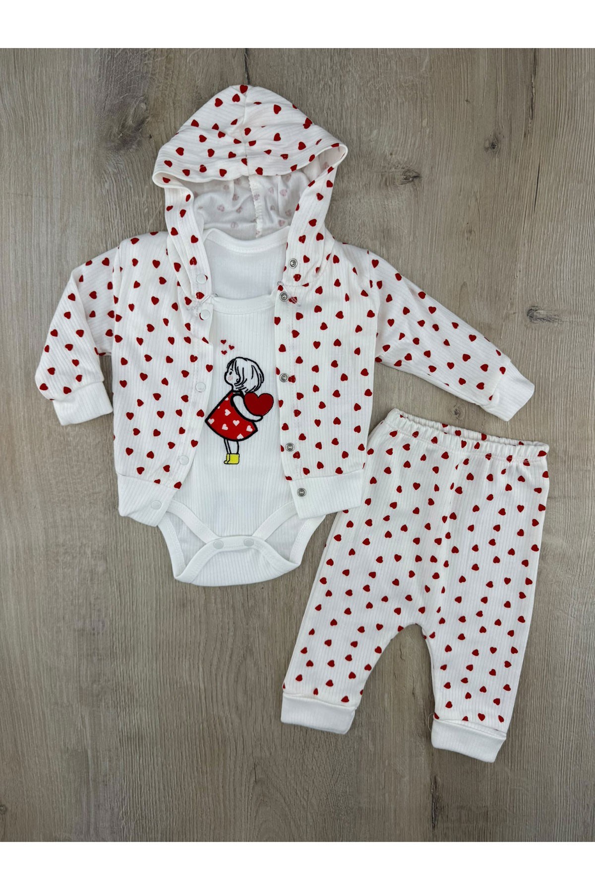 Nayinom (0-9 Ay) 1232 Minik Kalp Desenli 3Lü Hırkalı Takım