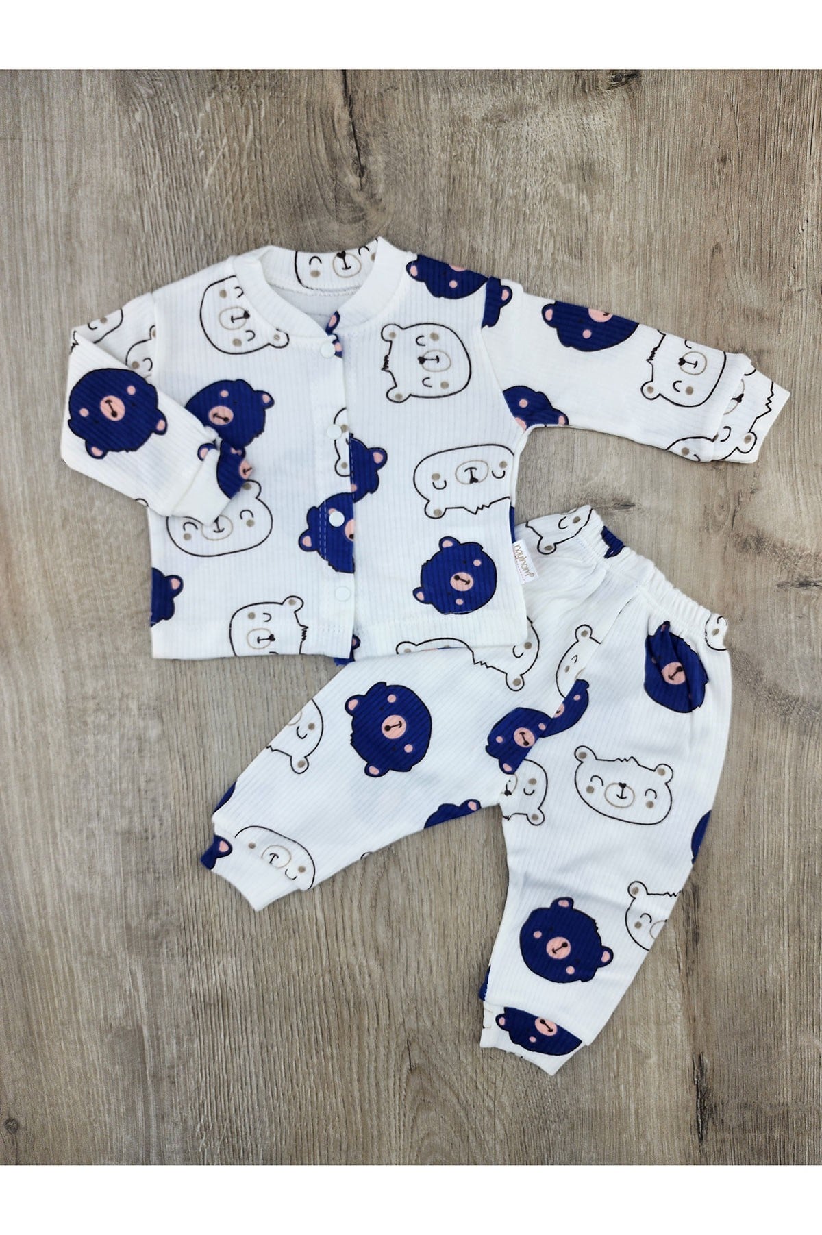 Nayinom (0-9 Ay) Kafadar Ayıcık Desenli Önü Çıtçıtlı Pİjama Takımı