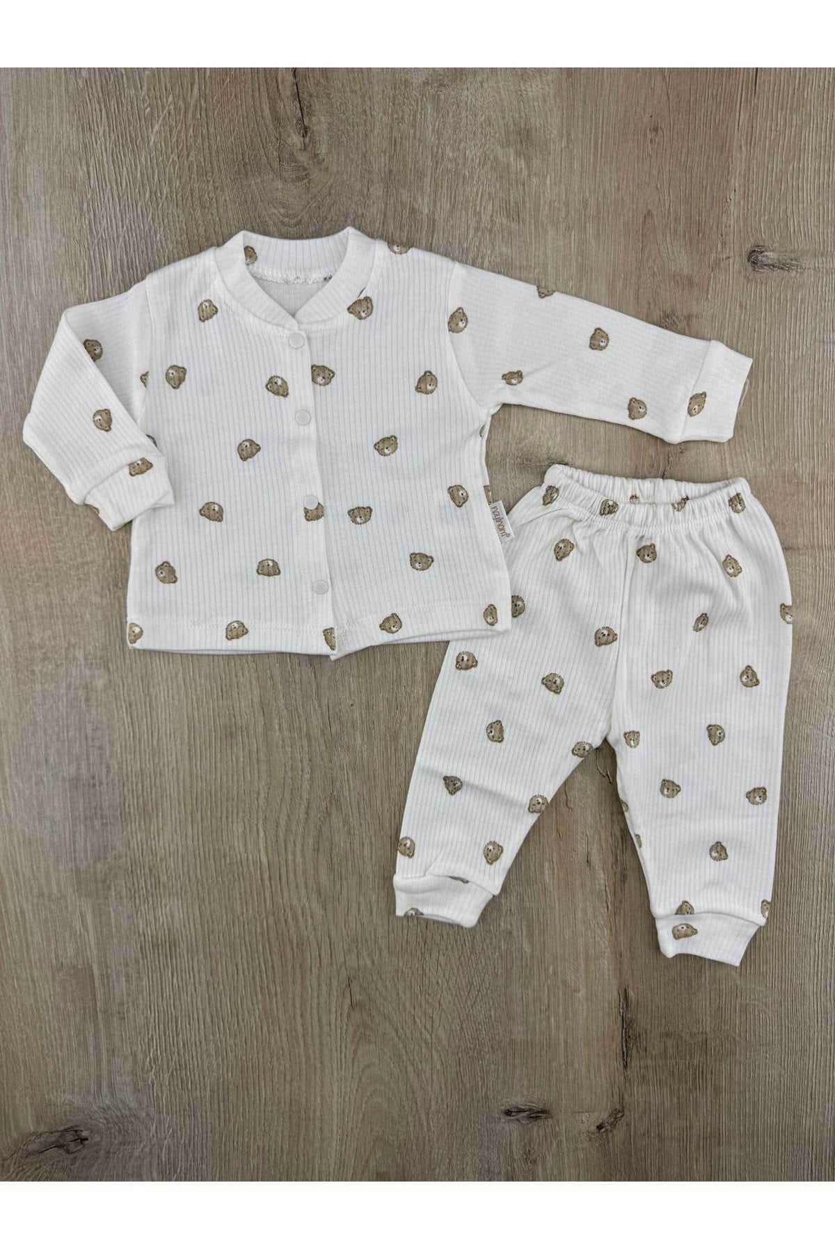 Nayinom (0-9 Ay) Minik Ayıcık Desenli Önden Çıtçıtlı Pijama Takımı