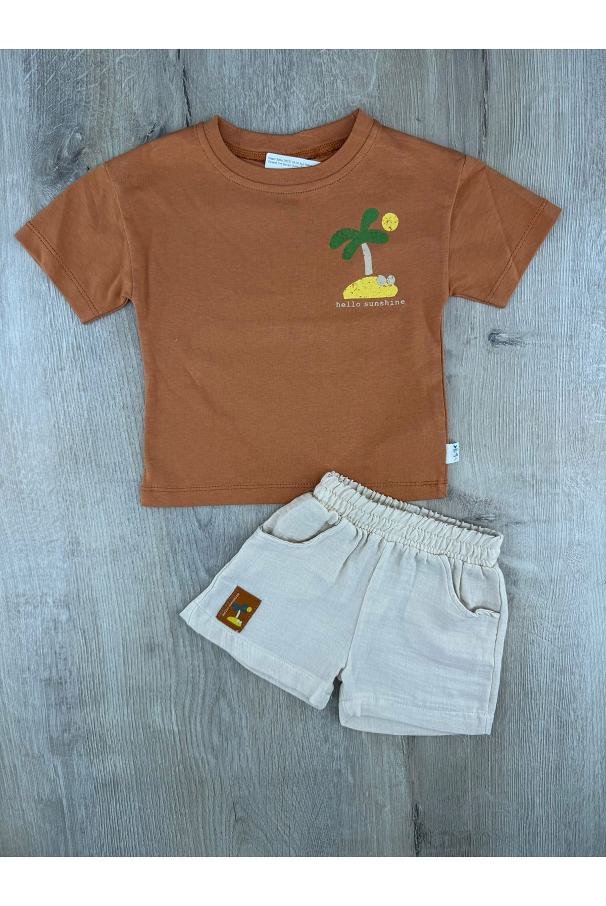 Nazar Bebe 26237 (9-24 Ay) Palmiye Desenli Sırt Baskılı Şortlu Takım