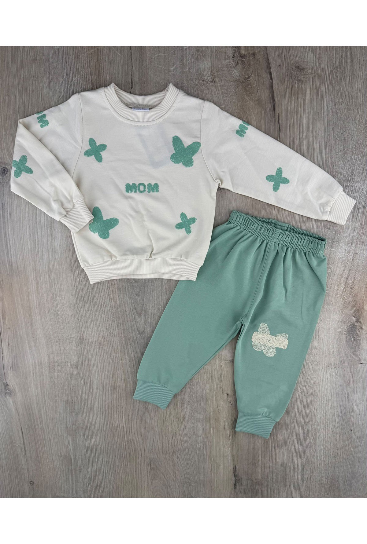 Nazar Bebe 26693 (1-4 Yaş) Kelebek Mom Desenli Mevsimlik Takım