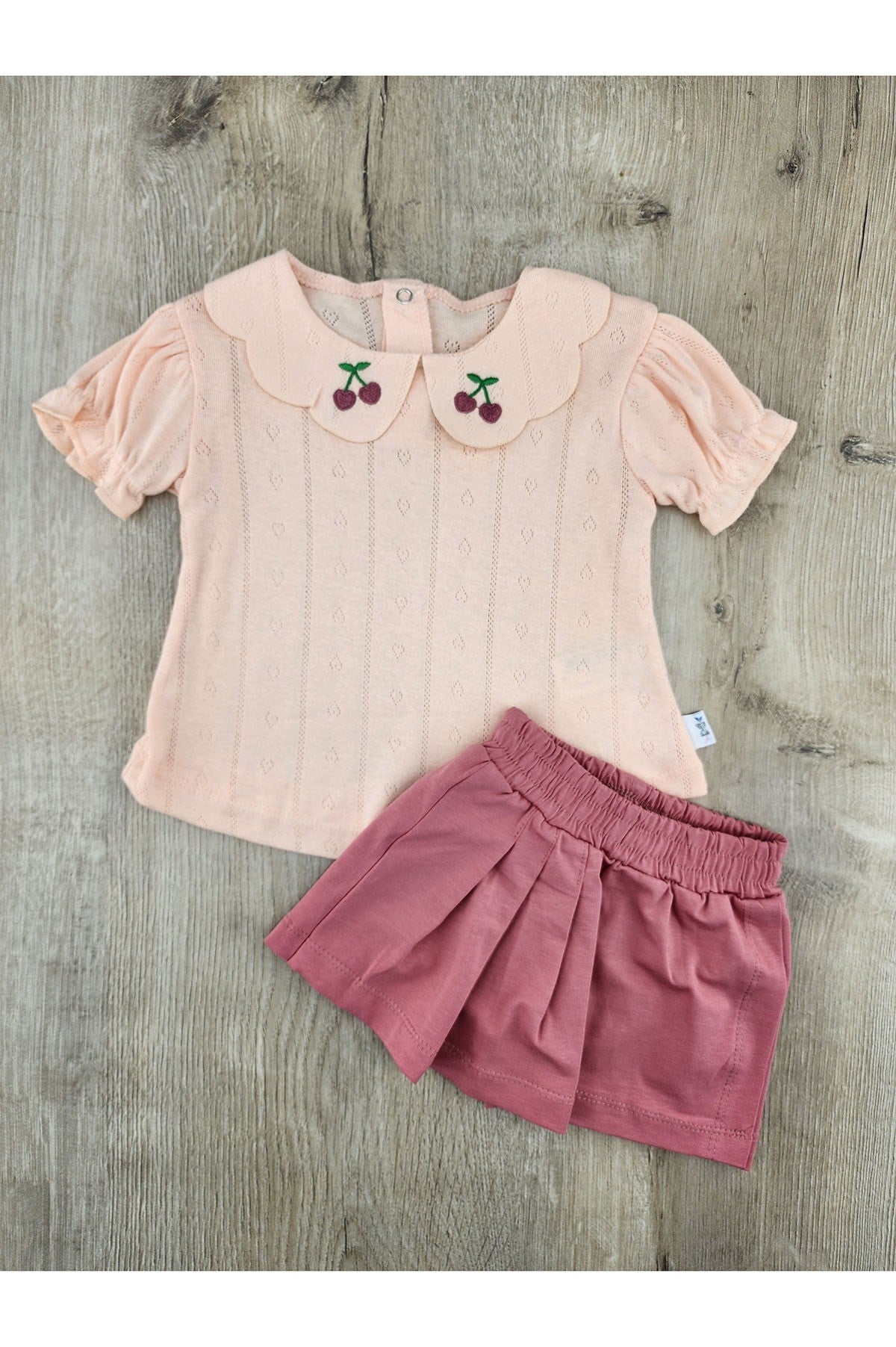 Nazar Bebe (9-24 Ay) 26338 Yakası Kiraz Desenli Şortlu Takım