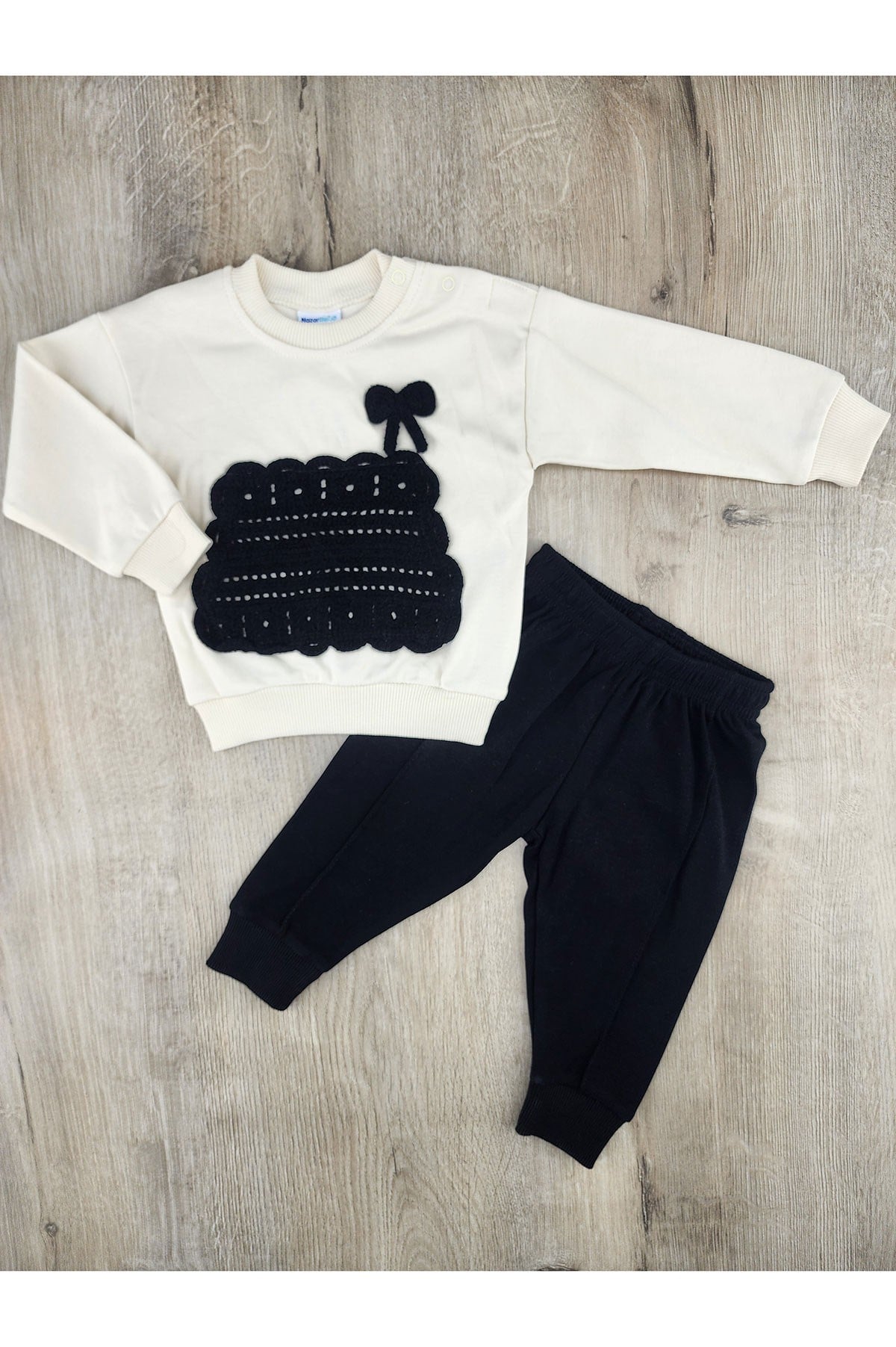 Nazar Bebe (9-24 Ay) 26698 Örme Cepli Mevsimlik Takım