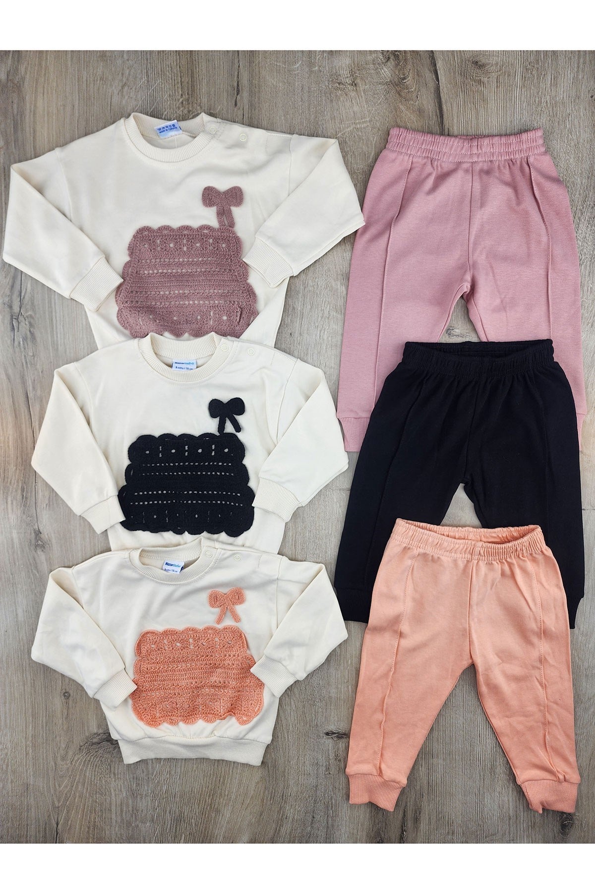Nazar Bebe (9-24 Ay) 26698 Örme Cepli Mevsimlik Takım
