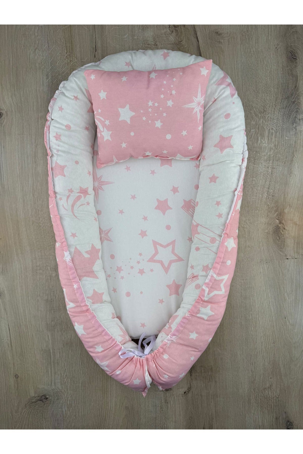 OMG Büyük Yıldız Desenli Babynest Bebek Yatağı 40x75Cm