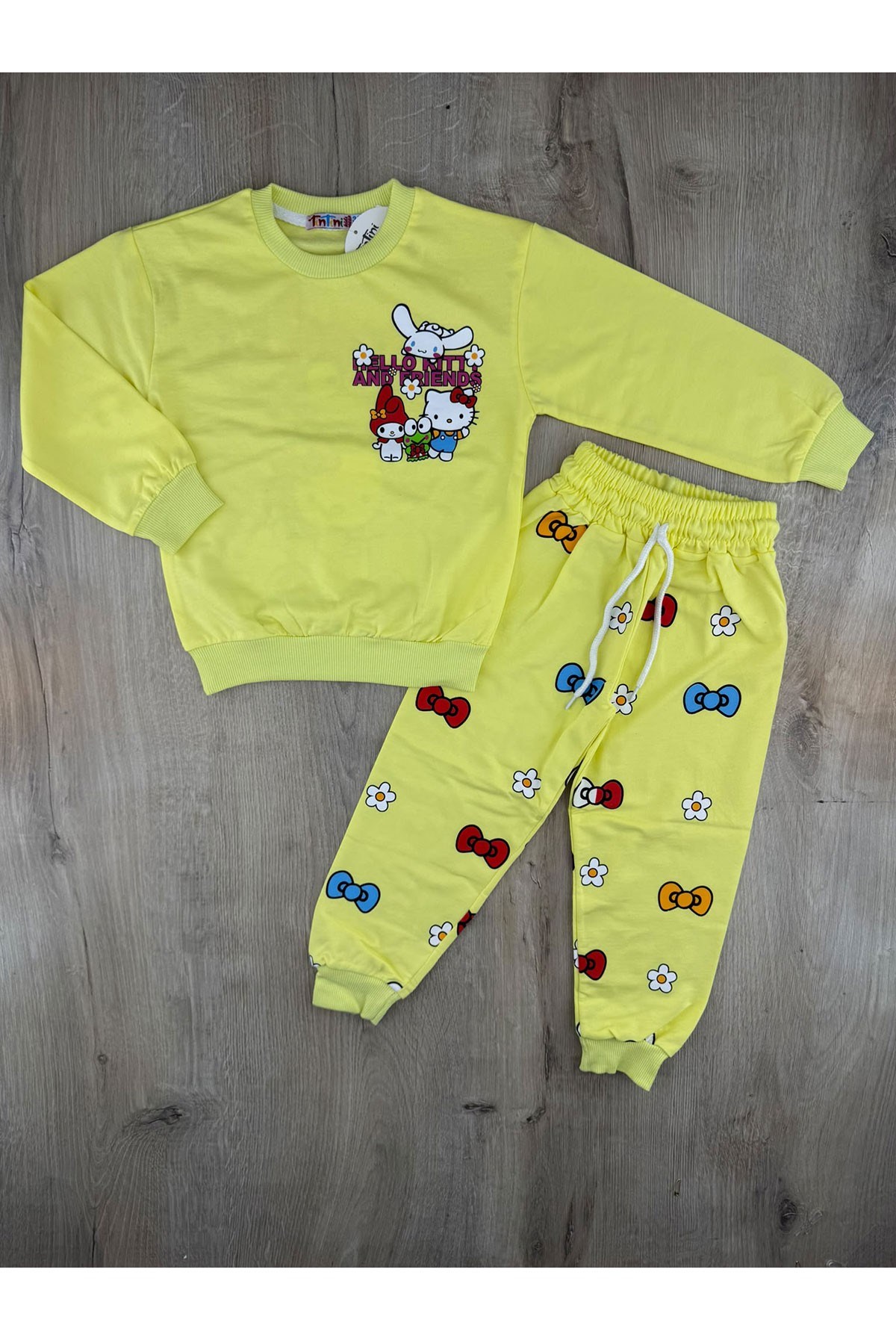 Tintini (3-10 Yaş) Hello Kitty Desenli Sırt Baskılı Mevsimlik Takım