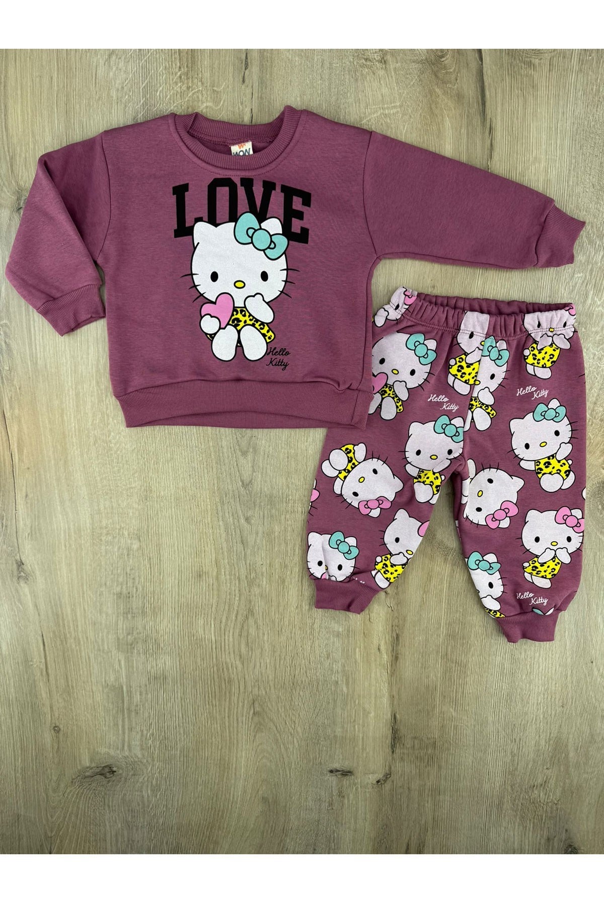 WOW-11142 (1-4 Yaş) Hello Kitty Desenli 3ip Şardonlu Takım