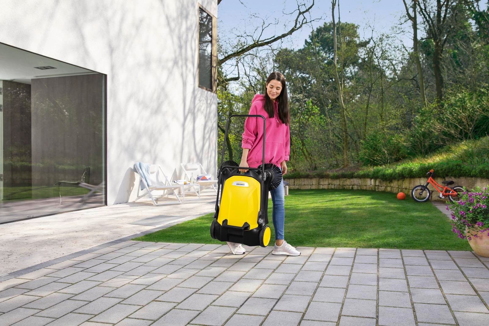 Karcher 1.766-360.0 S 4 Twin Manuel Dış Alan Bahçe SüpürücüKarcher