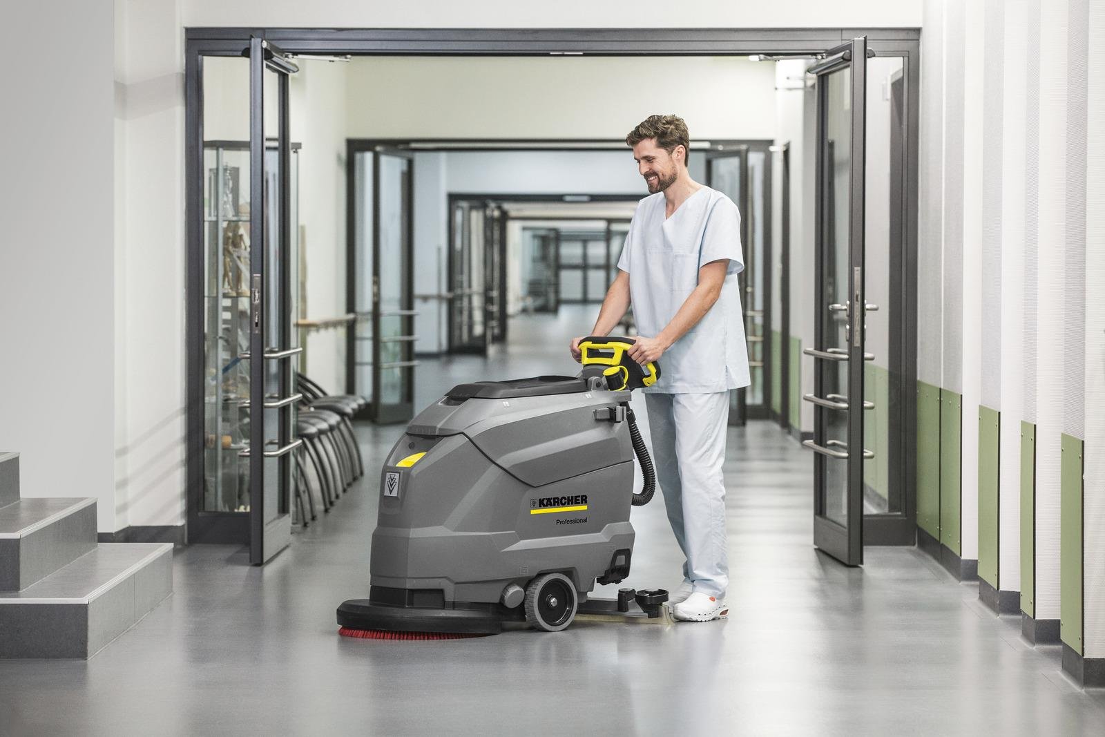 Karcher BD 50/50 C Classic Bp Akülü Zemin Bakım ve Temizlik OtomatıKarcher