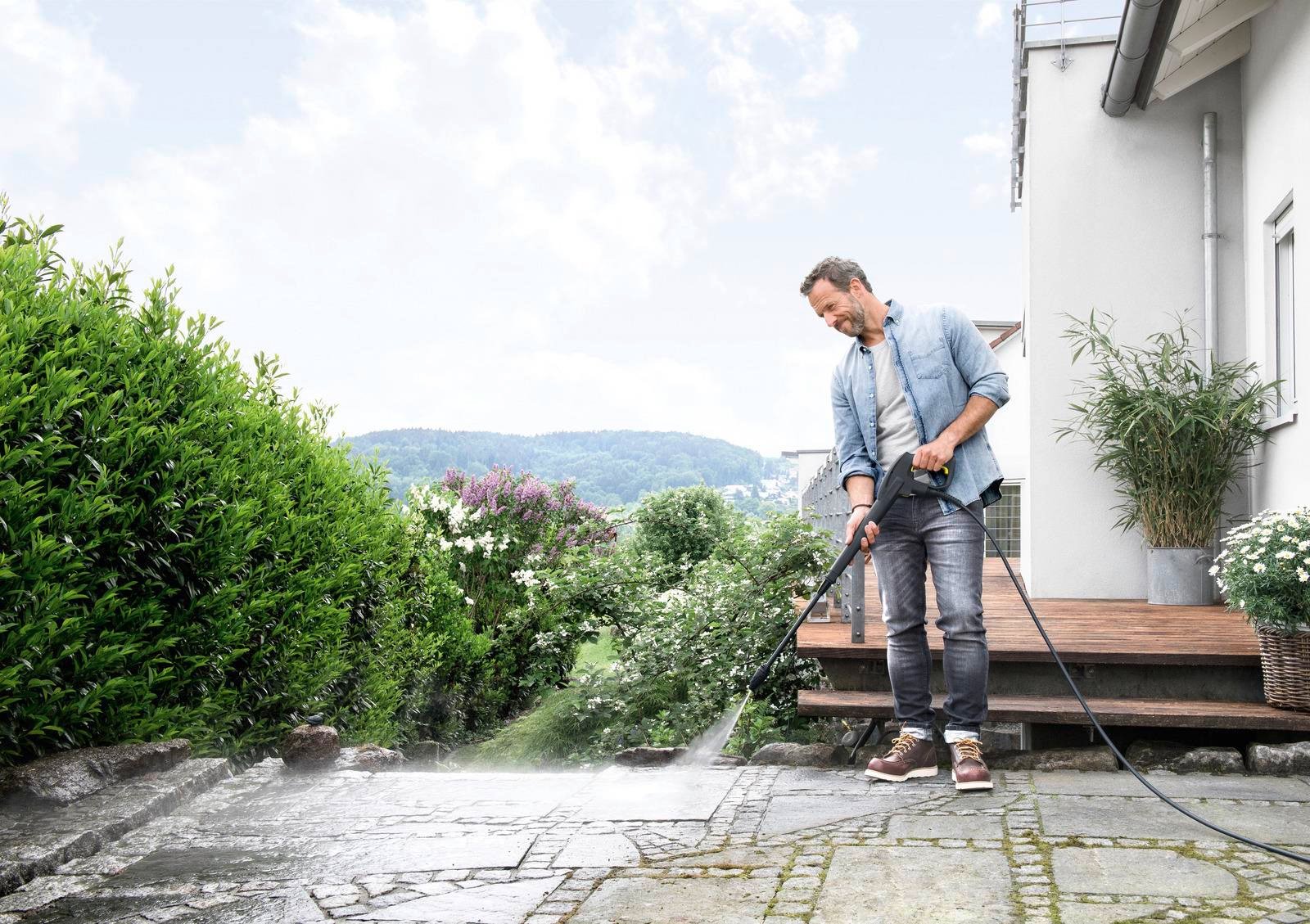 Karcher K 5 Compact 145 Bar 2.1 kW Basınçlı Yıkama MakinesiKarcher