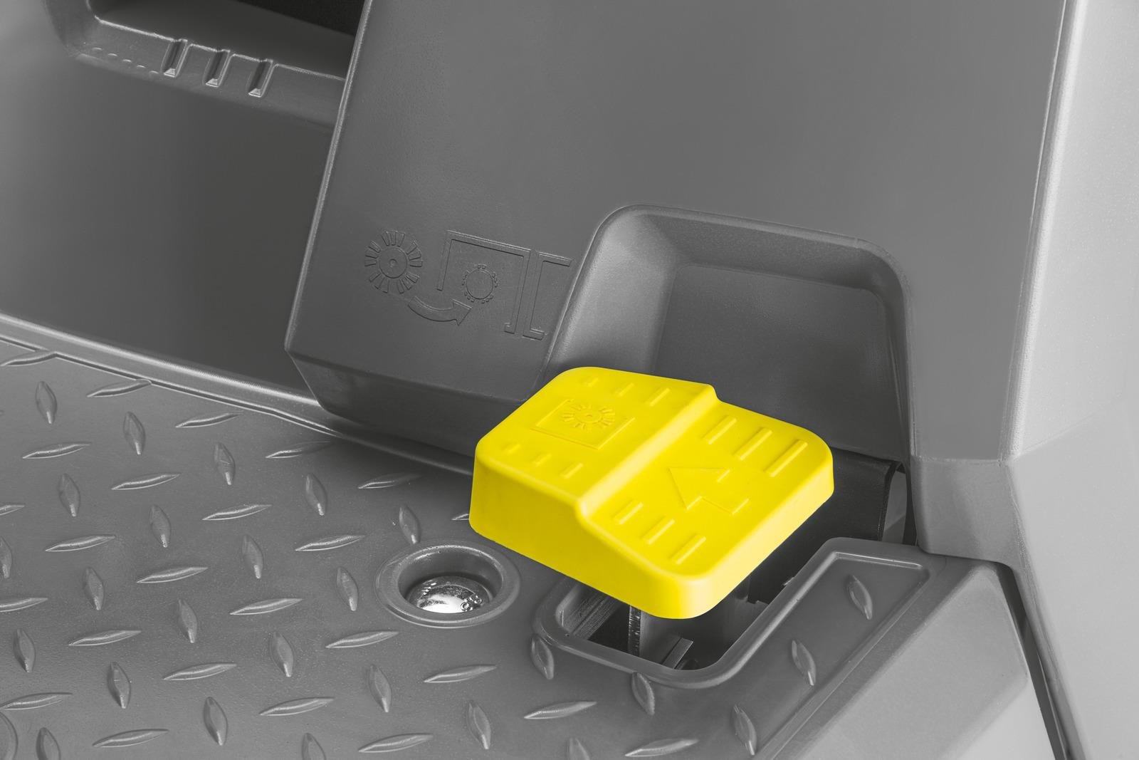 Karcher KM 85/50 R Bp Binicili SüpürücüKarcher