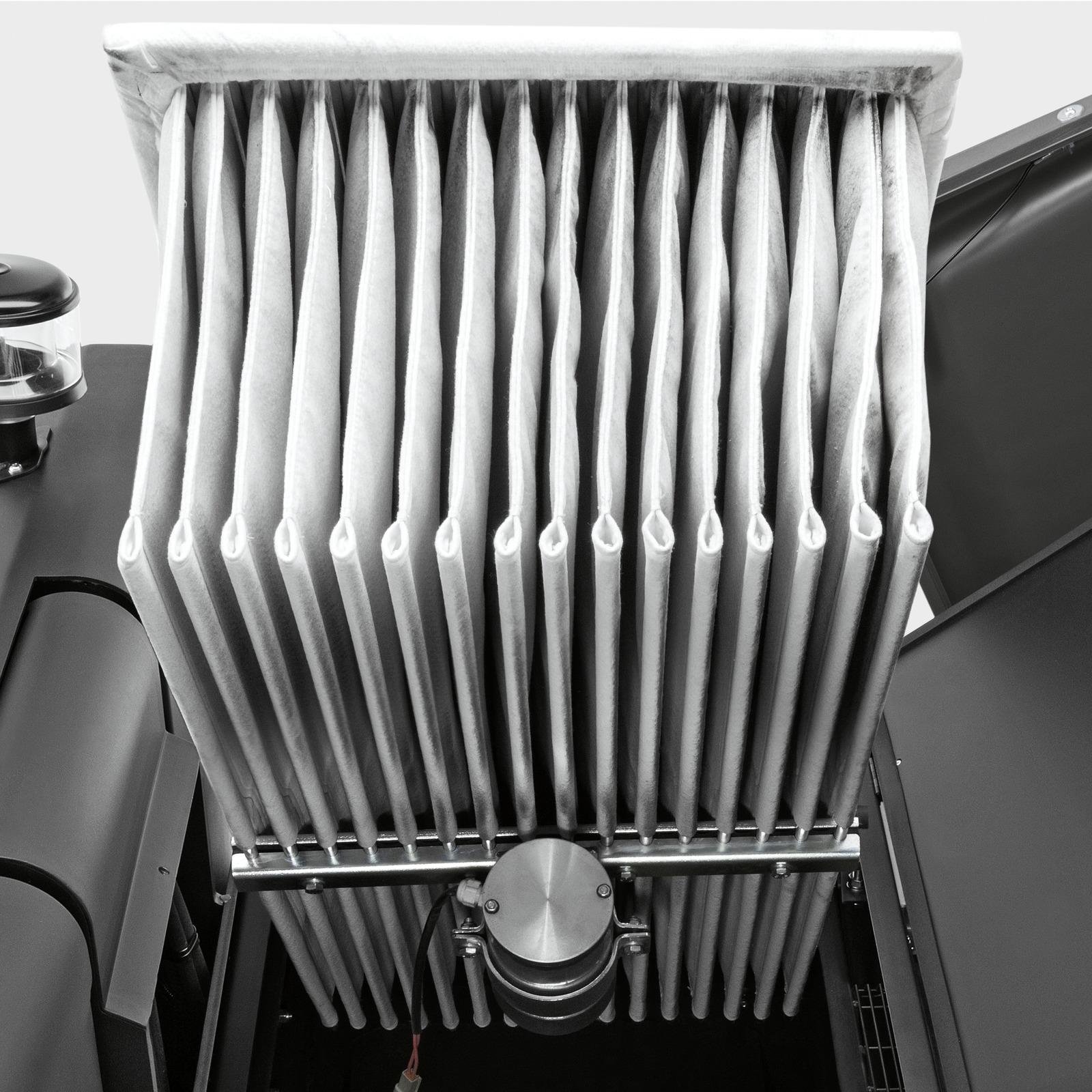 KM 130/300 R D Classic Binicili Vakumlu SüpürücüKarcher