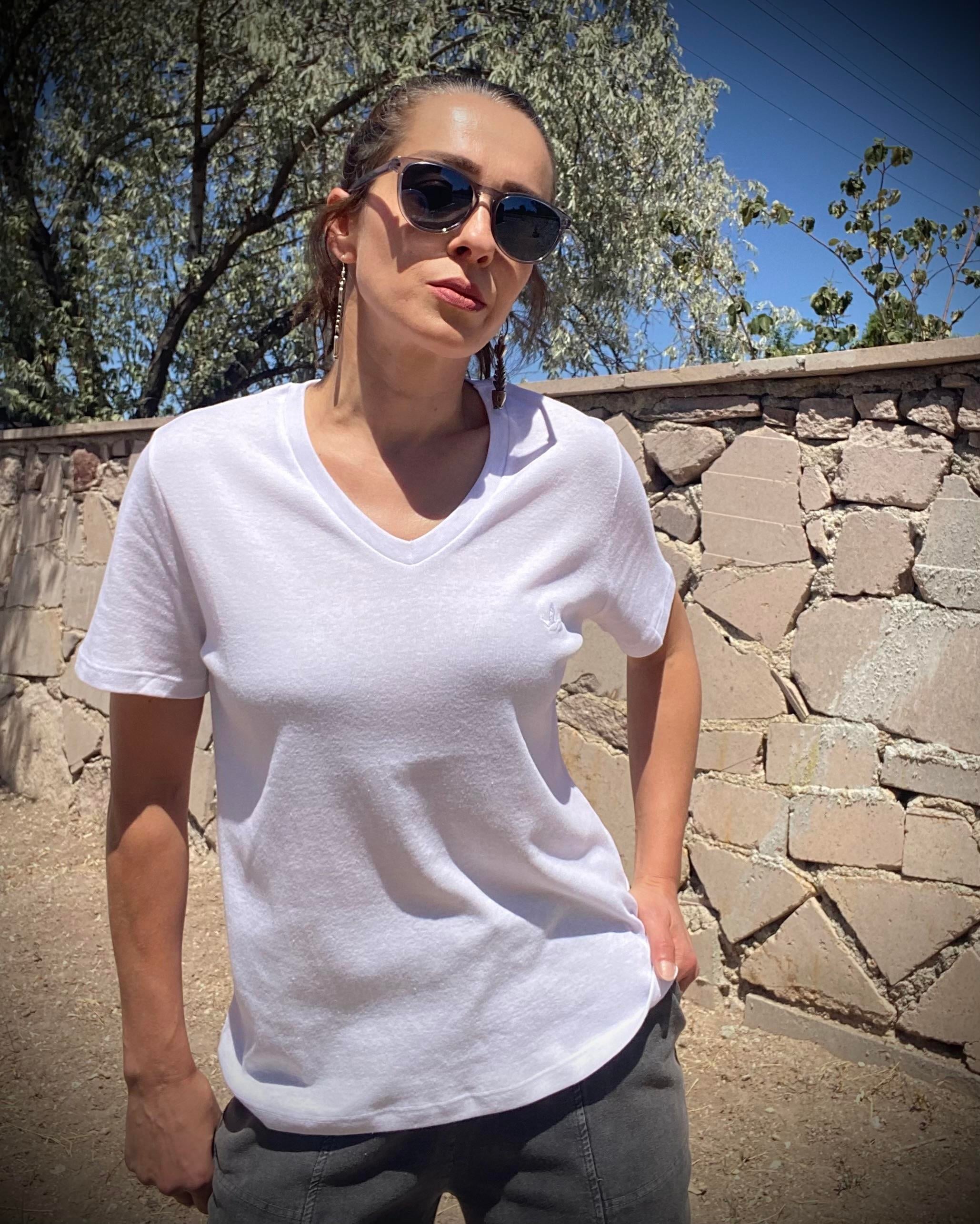 Beyaz V Yaka Premium Basic Tişört