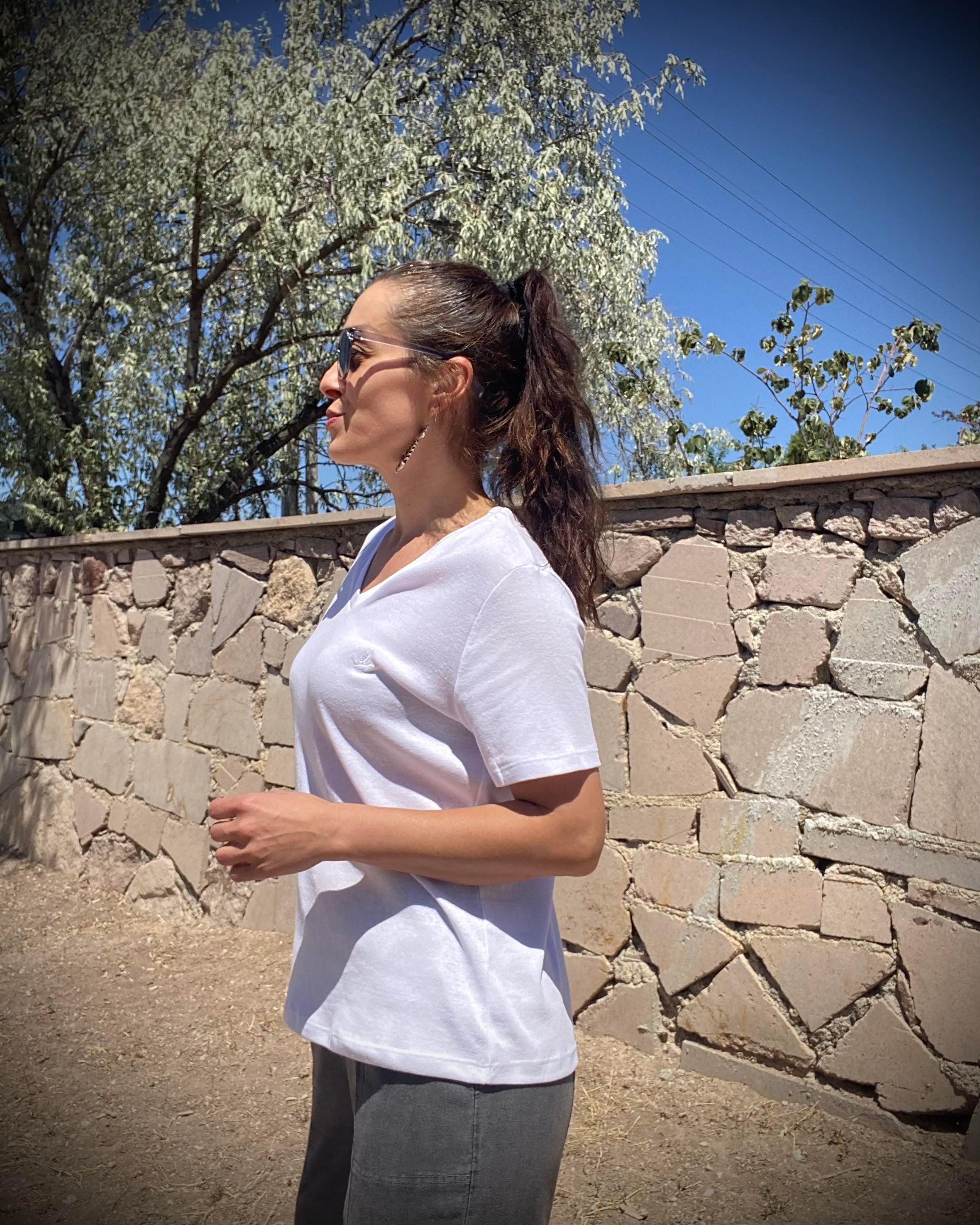 Beyaz V Yaka Premium Basic Tişört