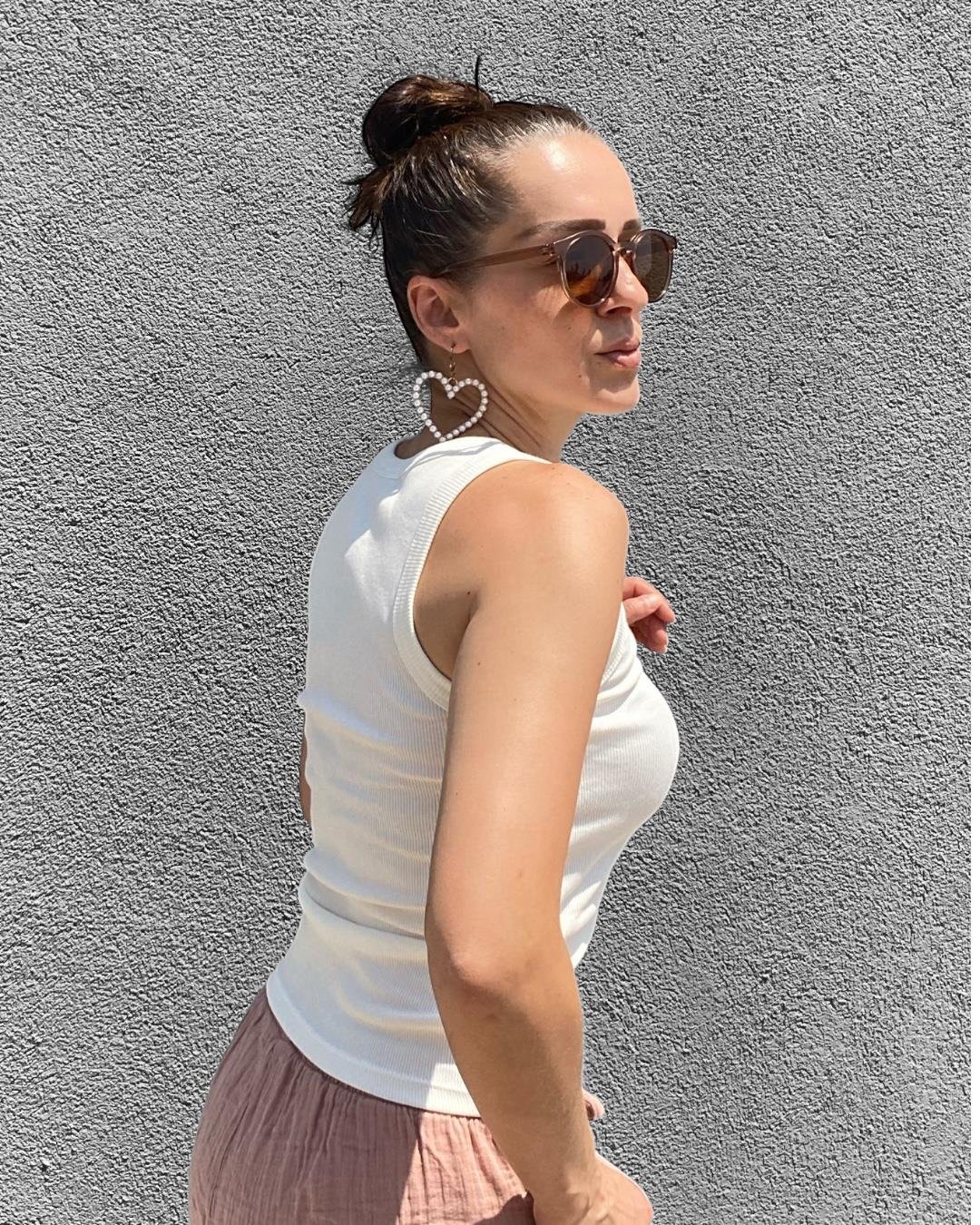 Ekru Ribana Basic Atlet