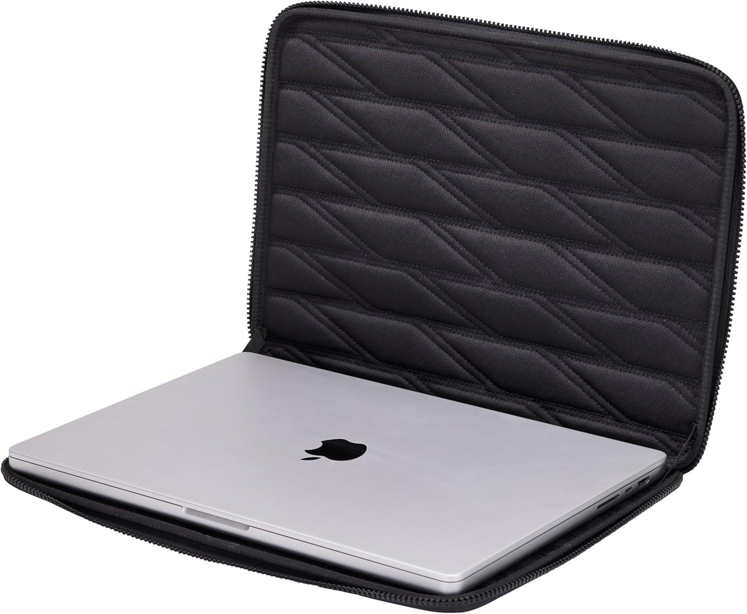 Thule Gauntlet 5 MacBook Kılıfı 16