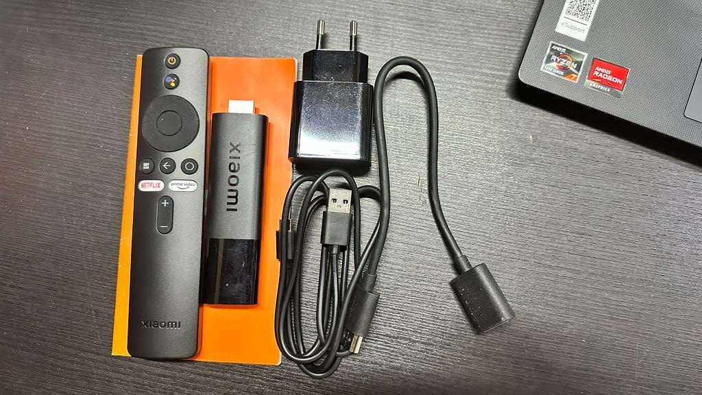 OUTLET Xiaomi Mi TV Stick 4K Dolby Chromecast Android TV Medya Oynatıcı