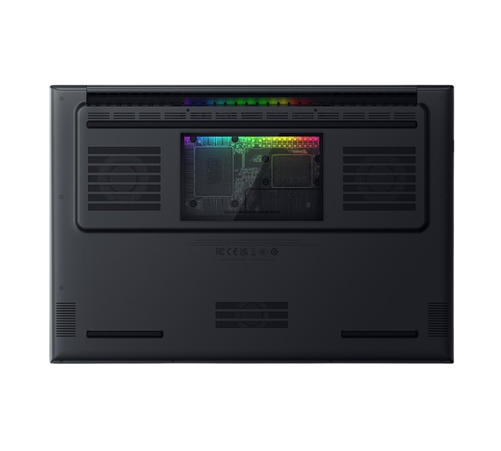 Razer Blade 18 Intel Core Ultra 9 275HX 64GB 4TB SSD GeForce RTX 5090 24GB 18