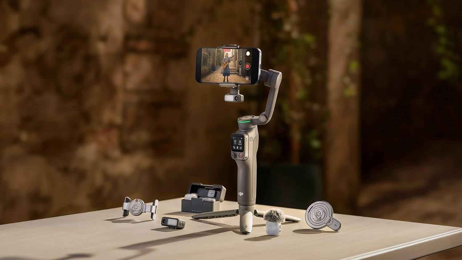 DJI Osmo Mobıle 8P Advanced Trackıng Combo 