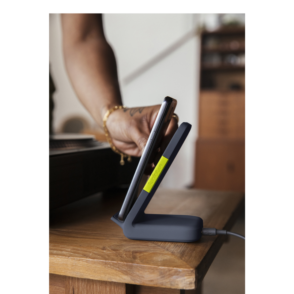 InfinityLab by Harman - InstantStation Wireless Şarj Standı, 33W, Mavi