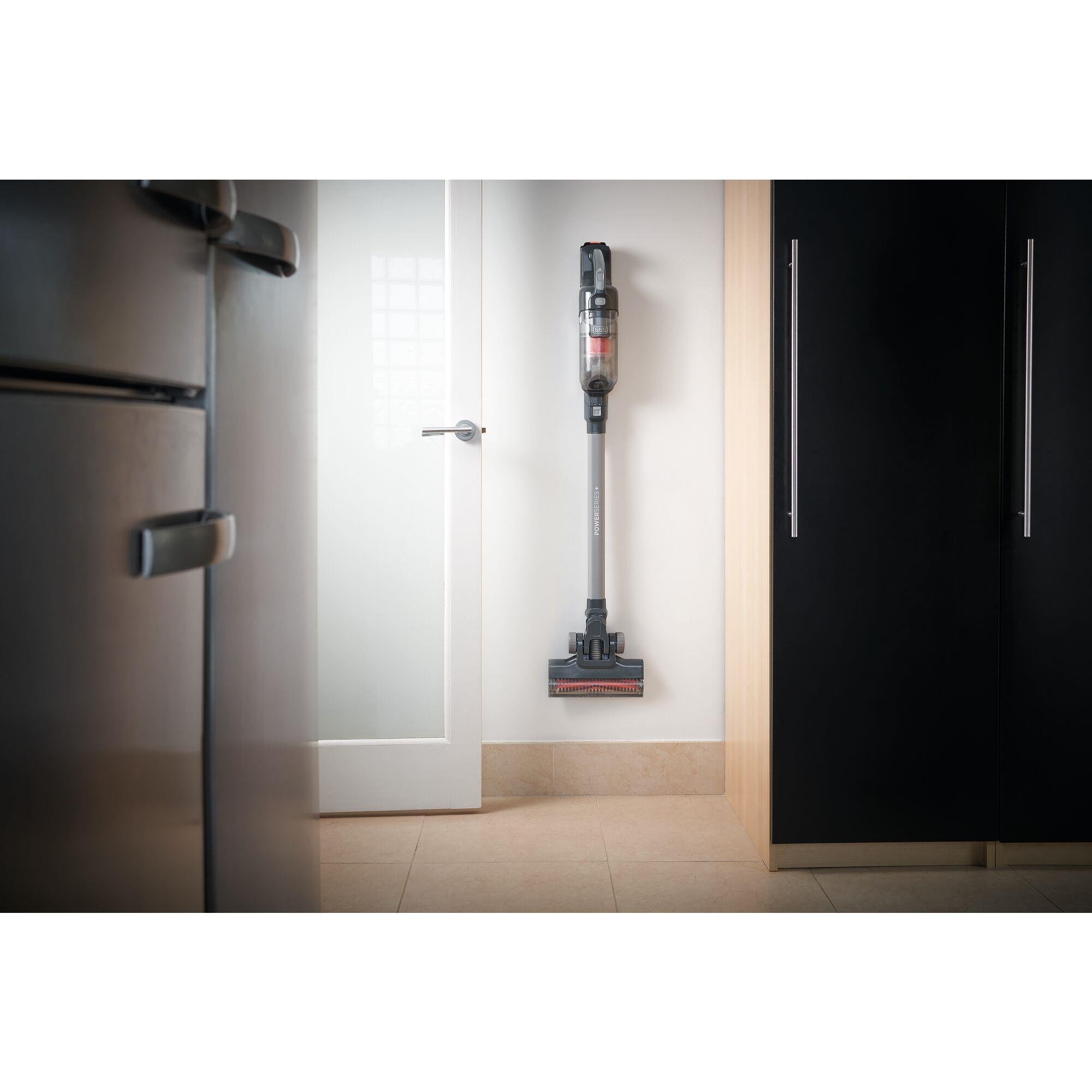 Black&Decker 18V Şarjlı Dikey Süpürge - BHFEA18D1-QW