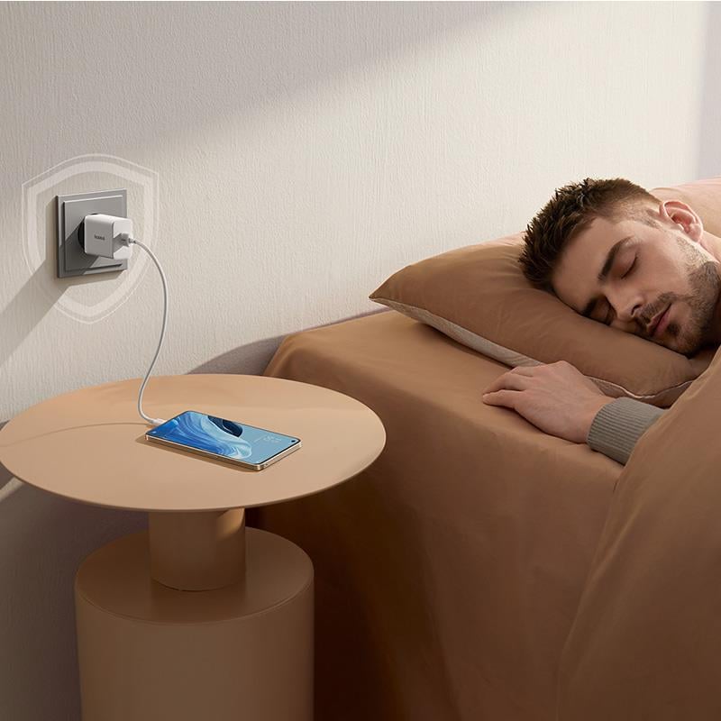 Baseus Cube Fast QC 3.0 18W USB-A Hızlı Şarj Aleti Moon White