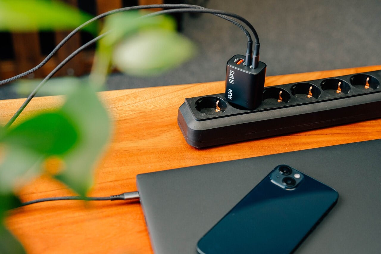 Verbatim Ess Gan Charger 65w Eu Siyah (32352)