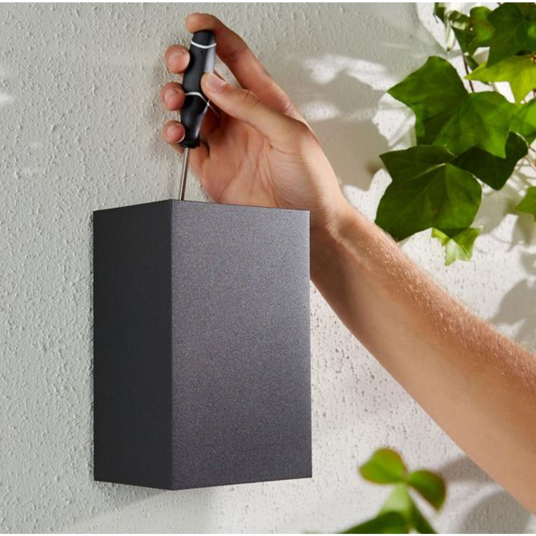 Philips Hue Resonate Dış Mekan Duvar Lambası 2x8W - Inox