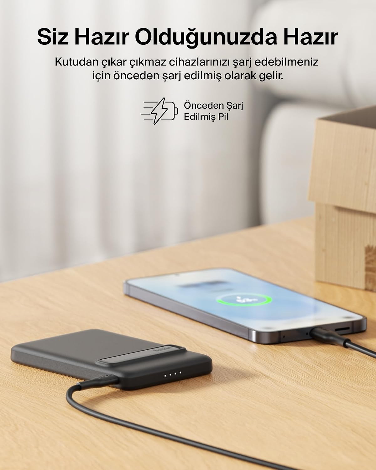 Belkin BoostCharge 5000 mAh İnce Manyetik Stantlı Power Bank, Siyah