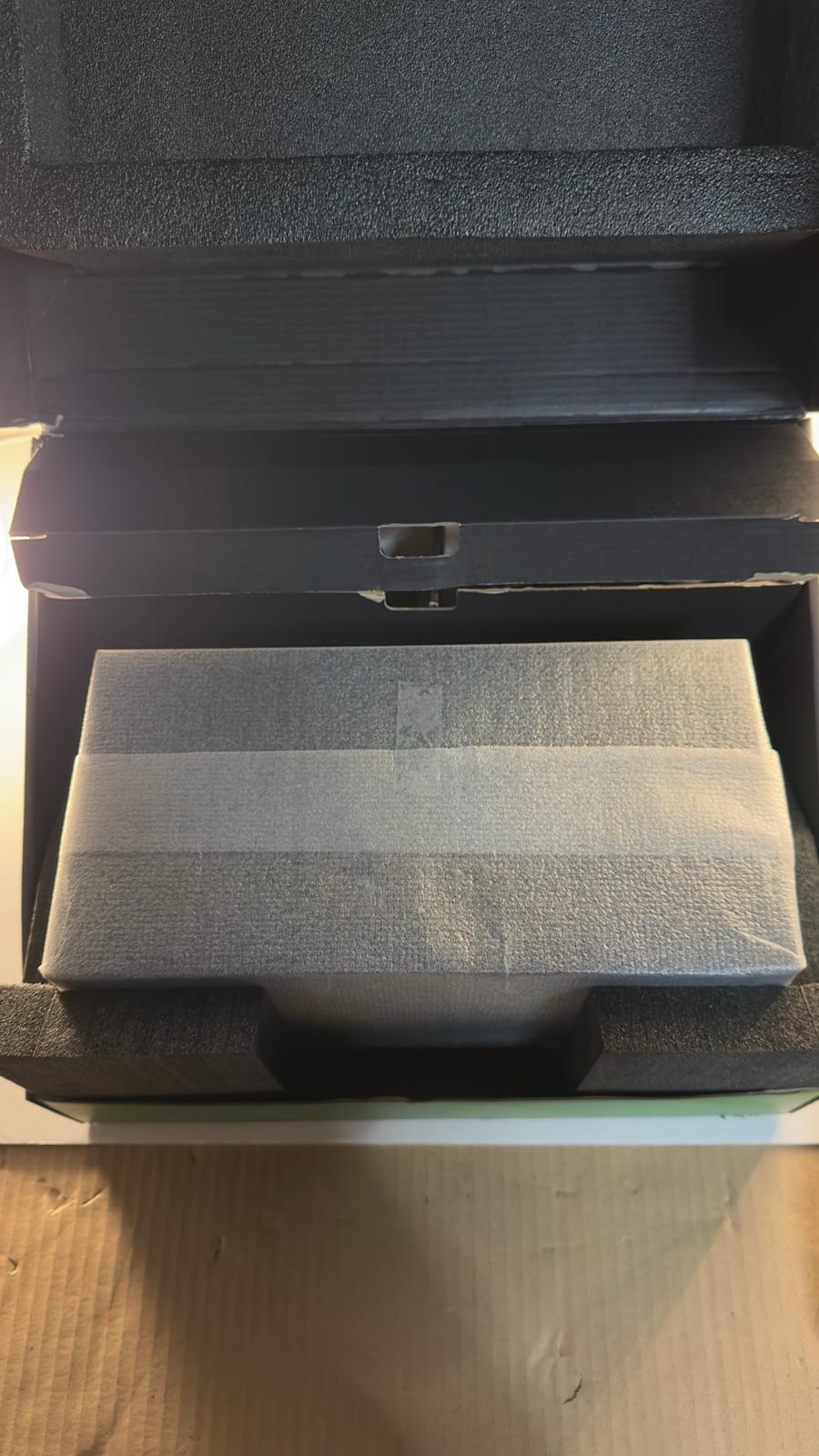 OUTLET Microsoft Xbox Series X 1TB Oyun Konsolu (Microsoft Türkiye Garantili)