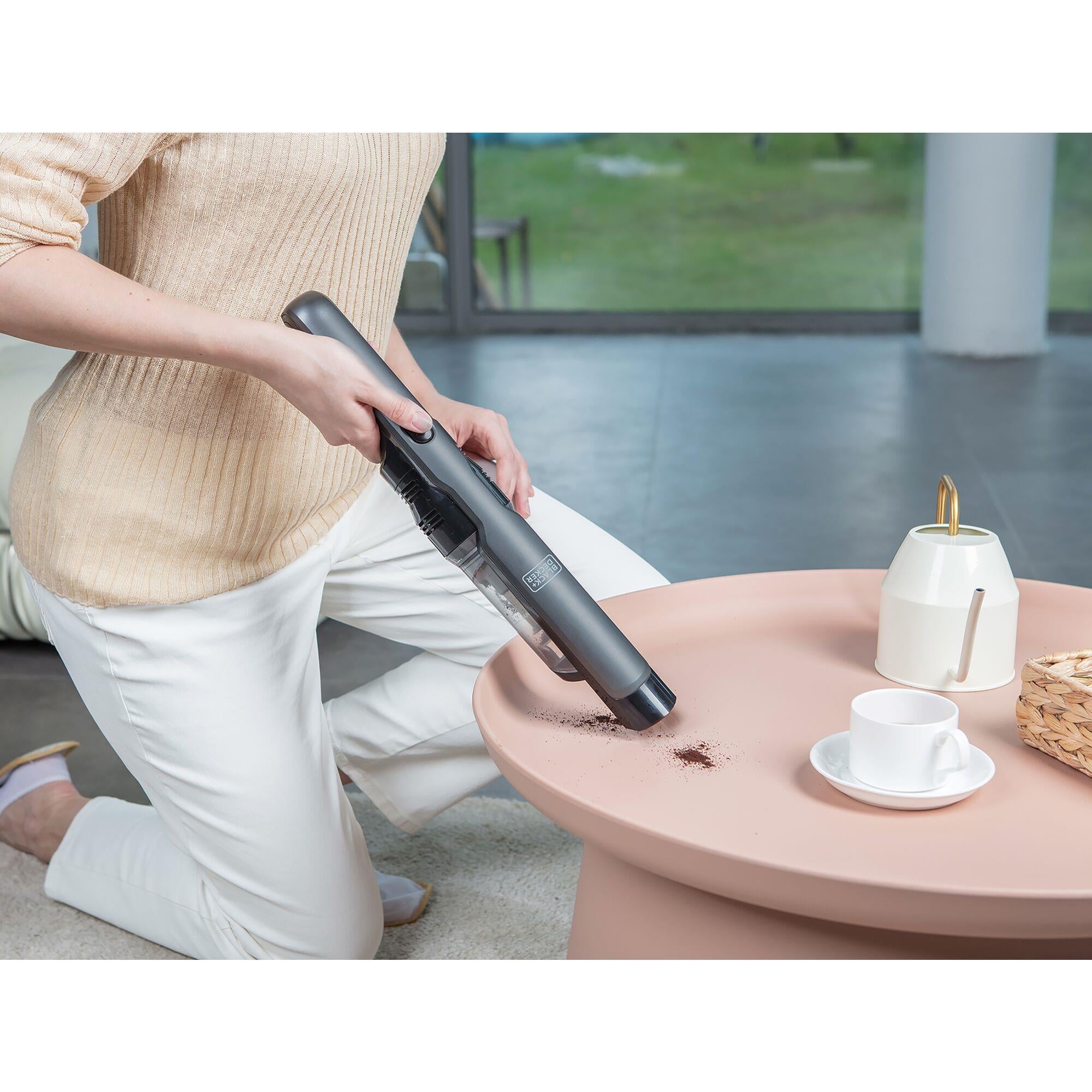 Black&Decker 12V Aspirabrikol Şarjlı El Süpürgesi - DVC320B21-QW