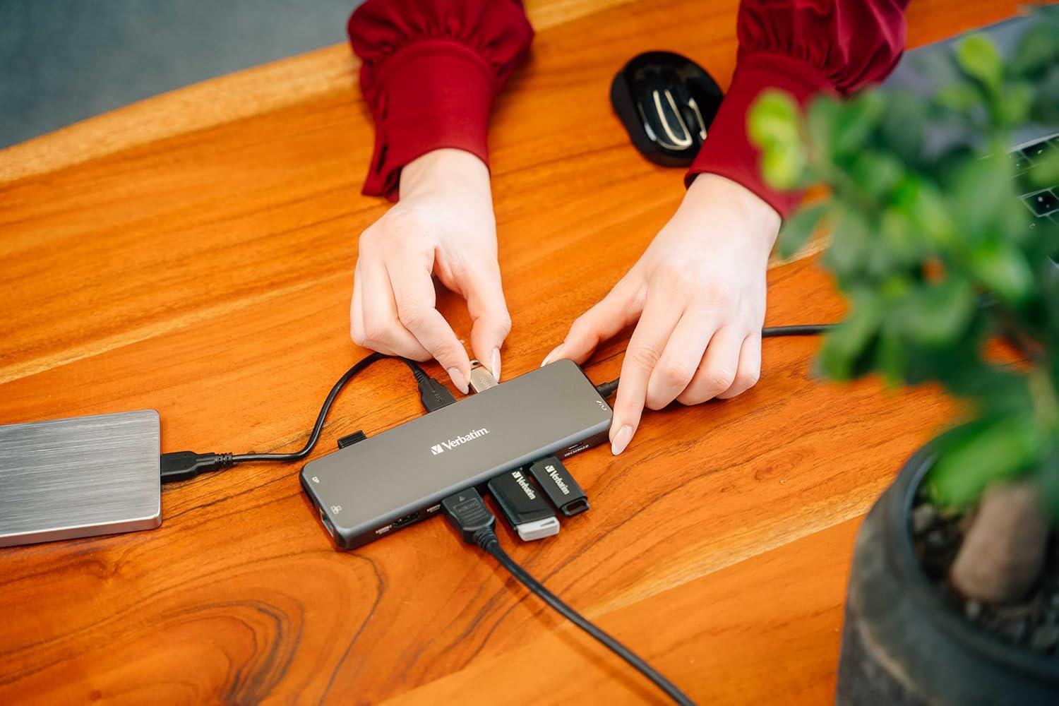Verbatim USB C Hub 13'ü 1 arada, çoklu bağlantı noktalı adaptör, USB-C, HDMI, RJ45, USBA-A ve USB-C PD, SD kart okuyuculu