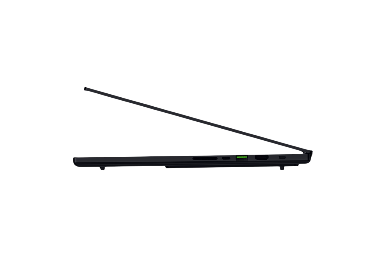 Razer Blade 16 AMD Ryzen AI 9 365 32GB 1TB SSD GeForce RTX 5070 Ti 12GB 16