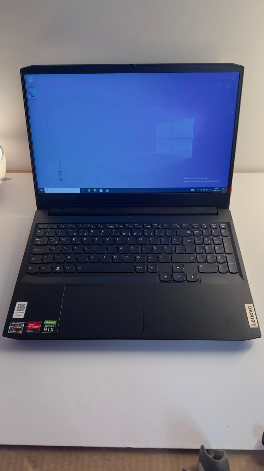 OUTLET Lenovo Ideapad Gaming 3 AMD Ryzen 5 5600H 16 GB 256G GB SSD 1 TB HDD RTX3050 Freedos 15.6'' FHD Taşınabilir Bilgisayar 82K200K4TX