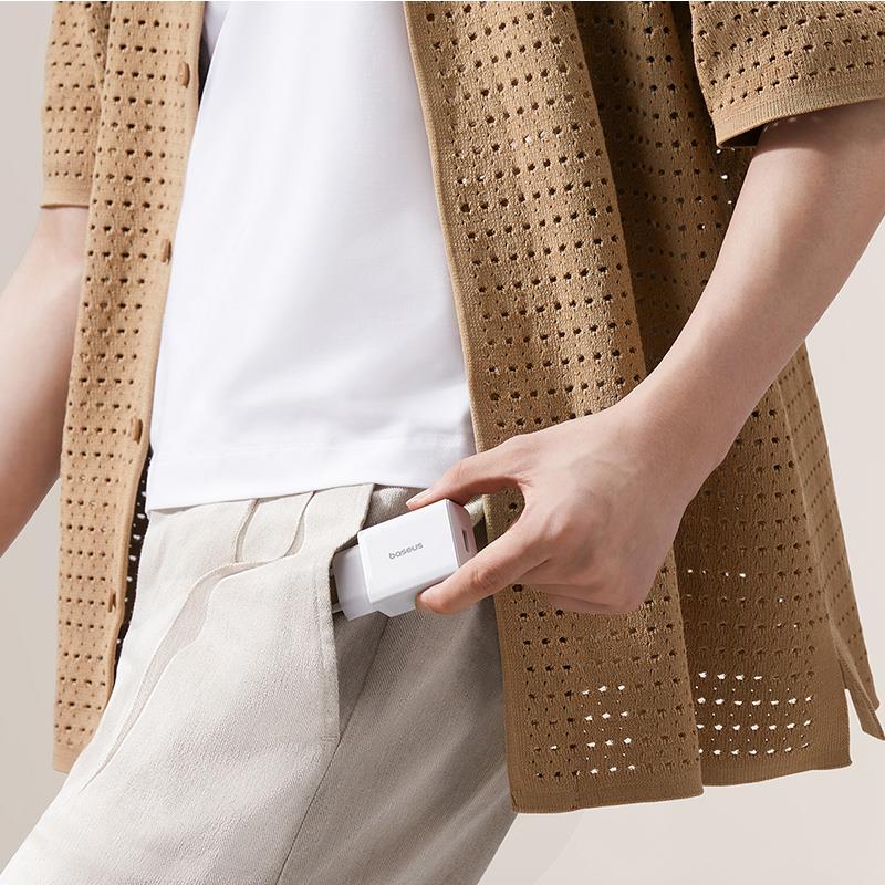 Baseus Cube Fast QC 3.0 18W USB-A Hızlı Şarj Aleti Moon White