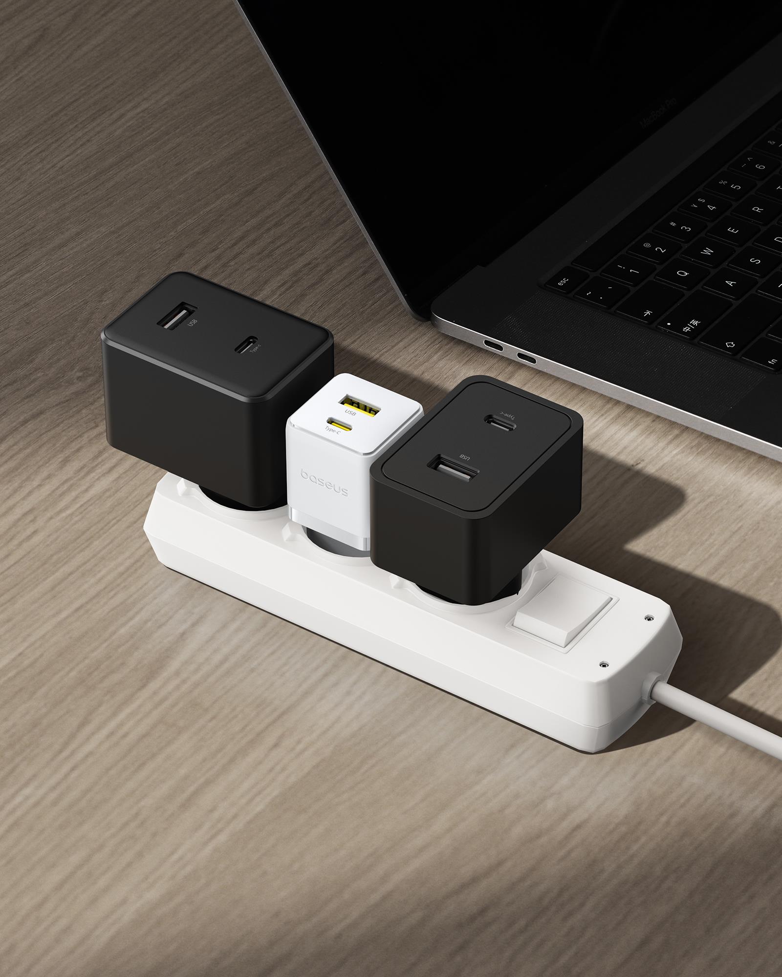 Baseus Palm USB C+U Ultra Mini Hızlı Şarj Aleti 30W, Beyaz