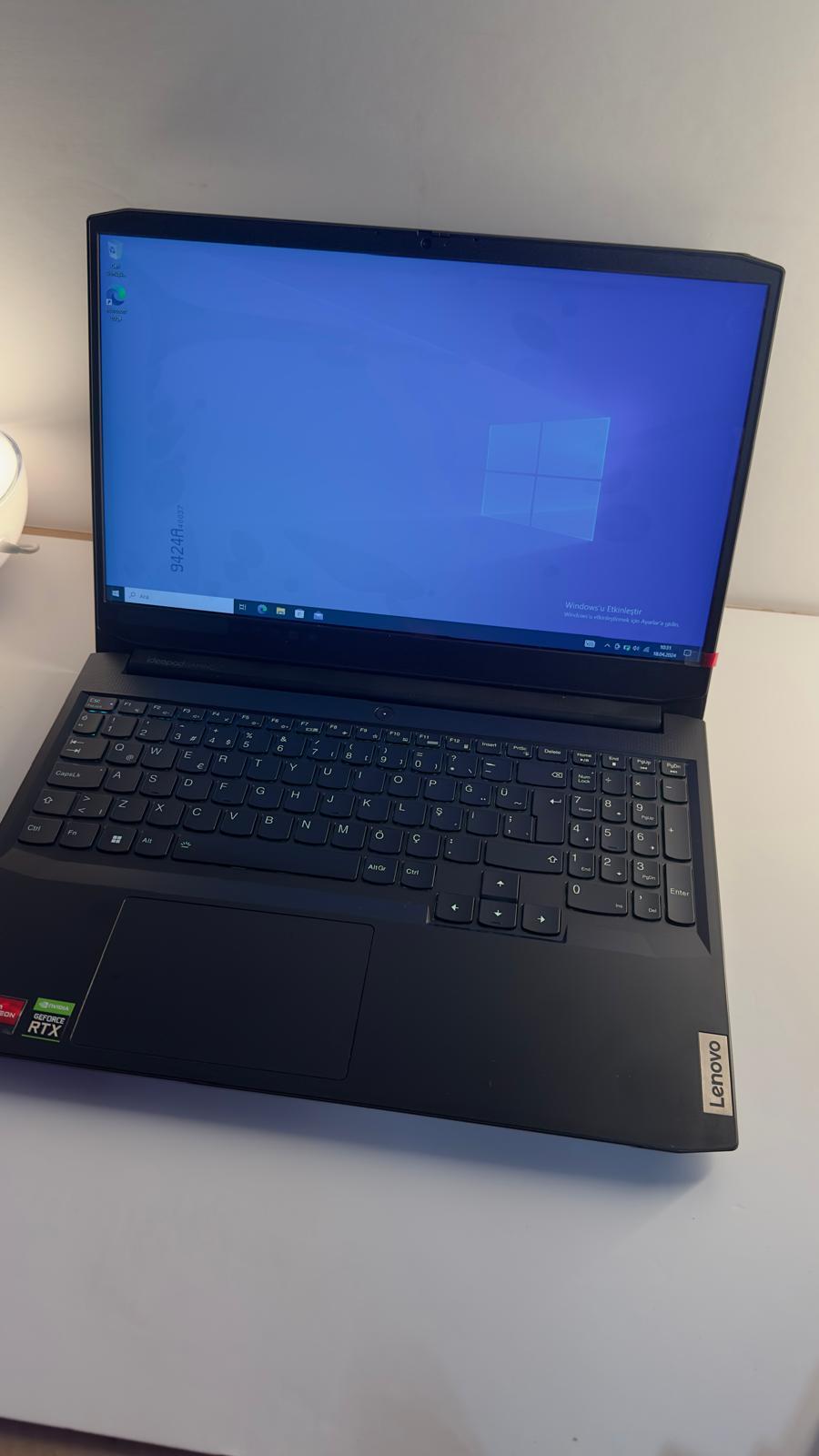 OUTLET Lenovo Ideapad Gaming 3 AMD Ryzen 5 5600H 16 GB 256G GB SSD 1 TB HDD RTX3050 Freedos 15.6'' FHD Taşınabilir Bilgisayar 82K200K4TX