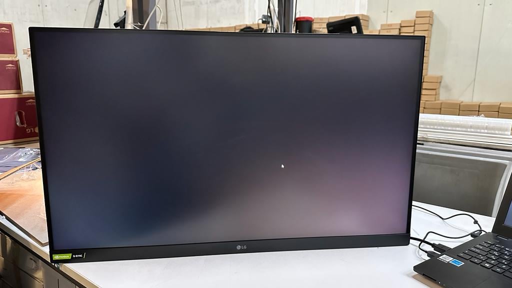 OUTLET LG 32GP850-B Ultragear 31.5'' 1ms 165hz G-sync 2K QHD Nano IPS Gaming Monitör