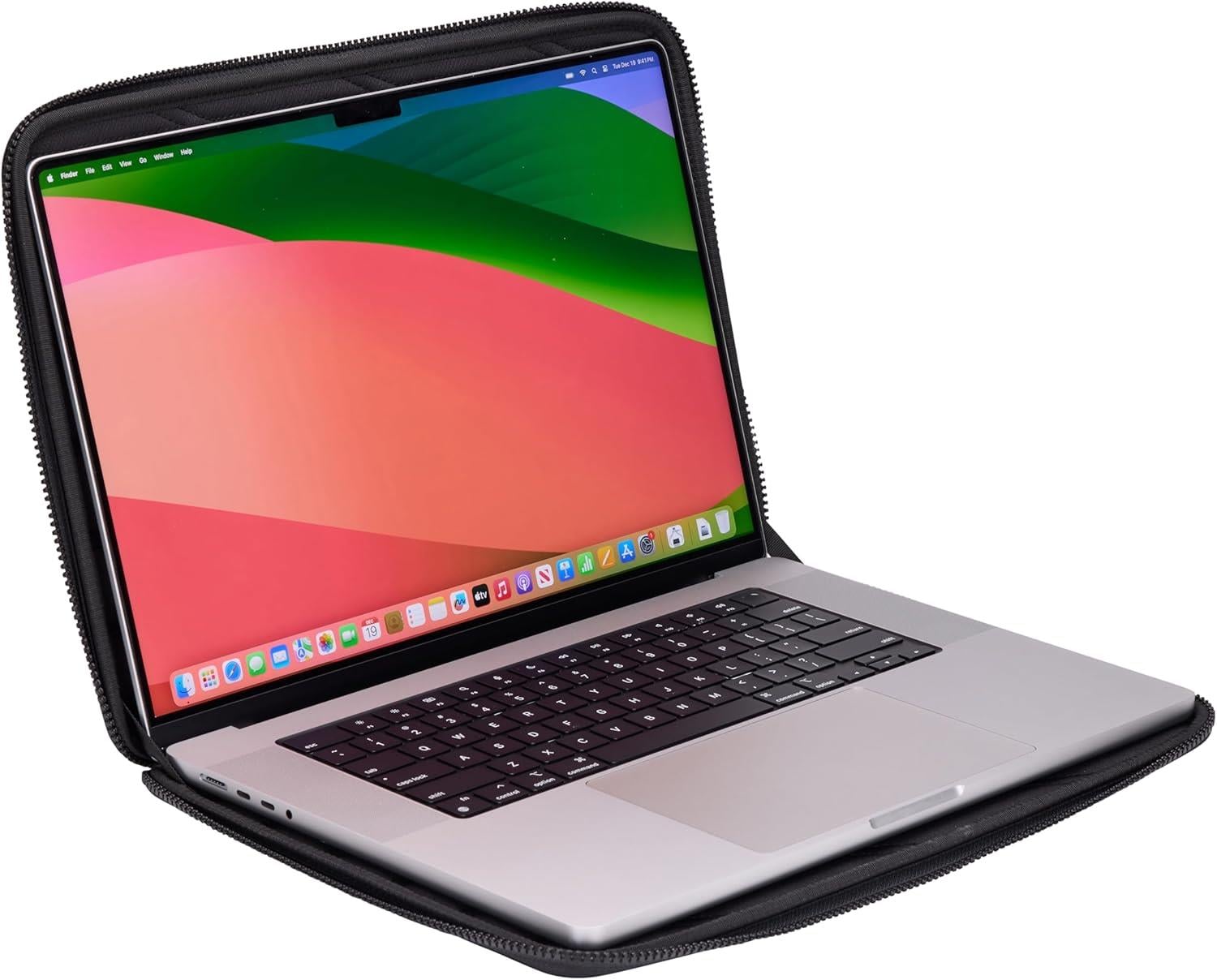 Thule Gauntlet 5 MacBook Kılıfı 16