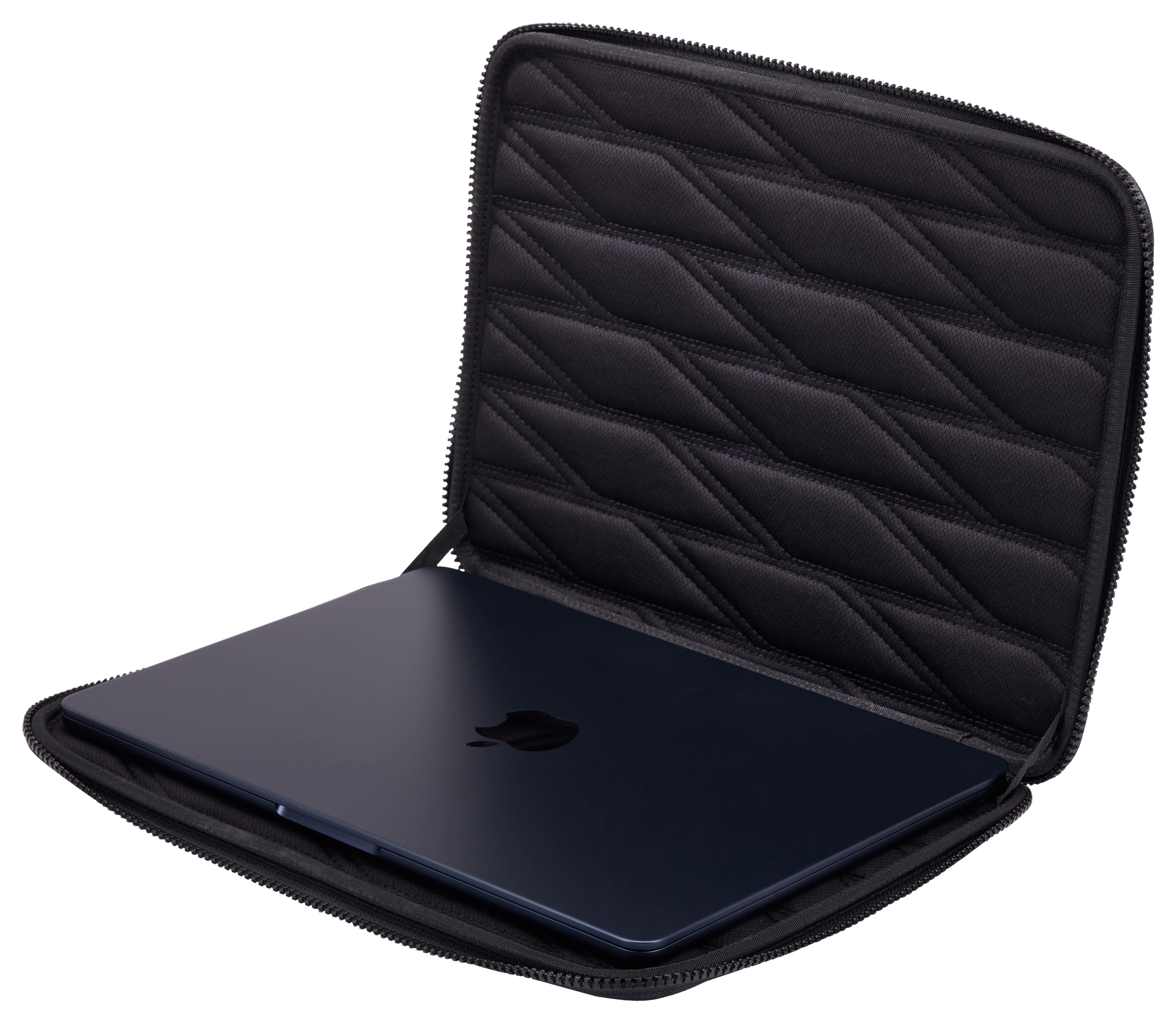 Thule Gauntlet 5 MacBook Kılıfı 14