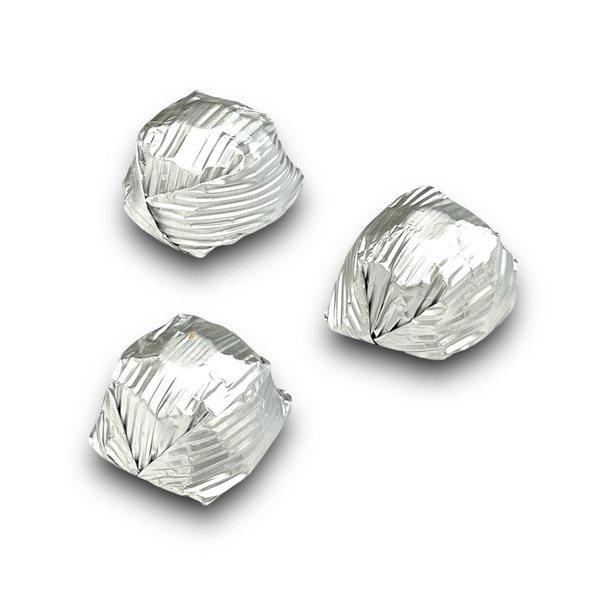 Madlen Gümüş Yaldızlı Fındıklı Kristal Çikolata 500 gr