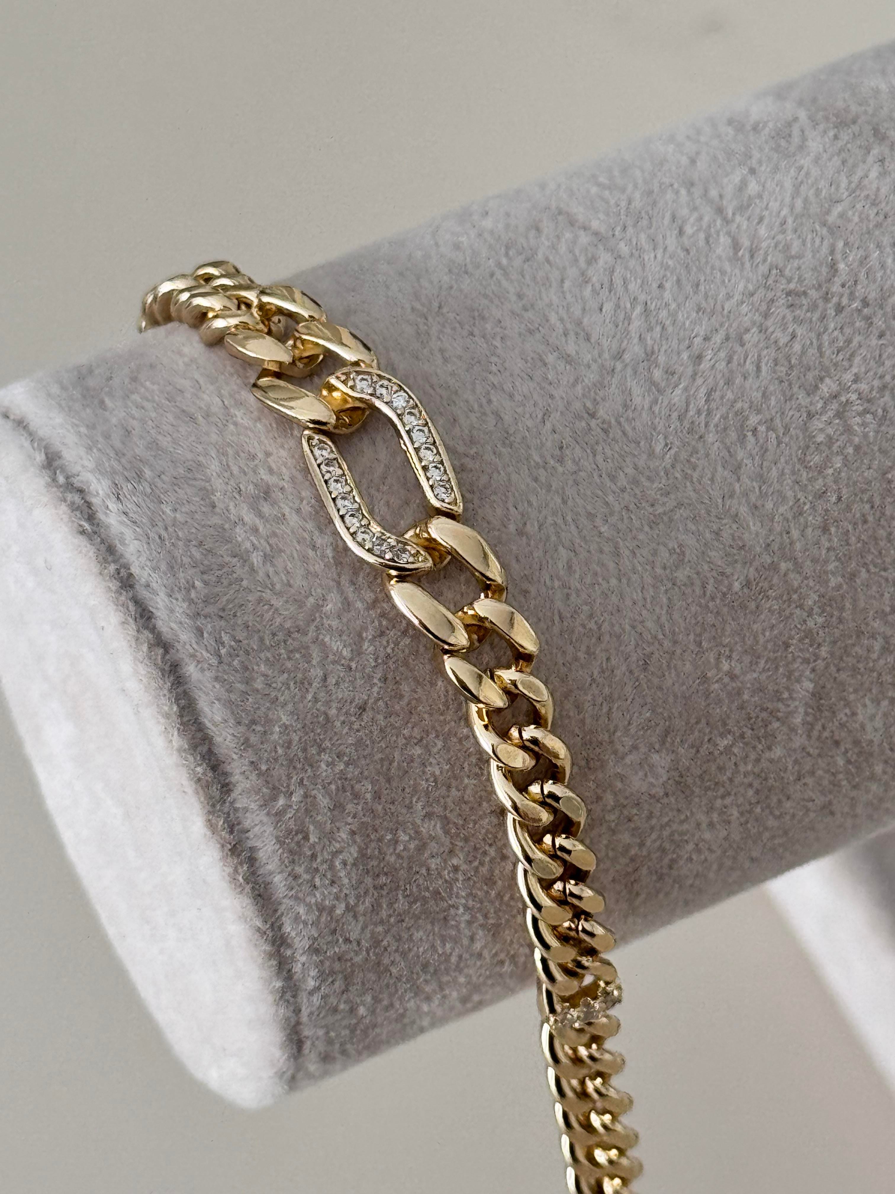 14k Özel Seri Ortası Taşlı Vip Bileklik 