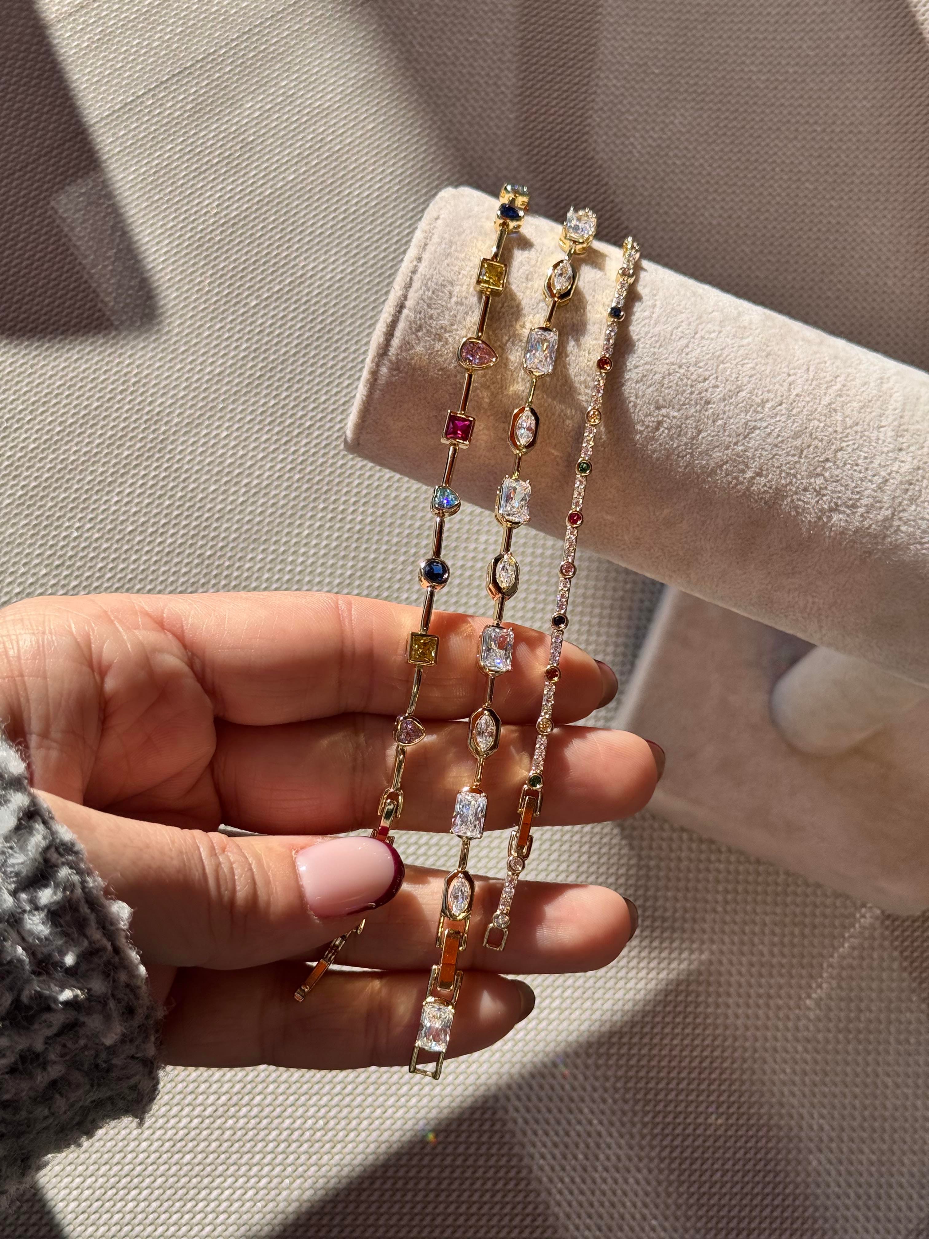 14k renkli taşlı gold bileklik