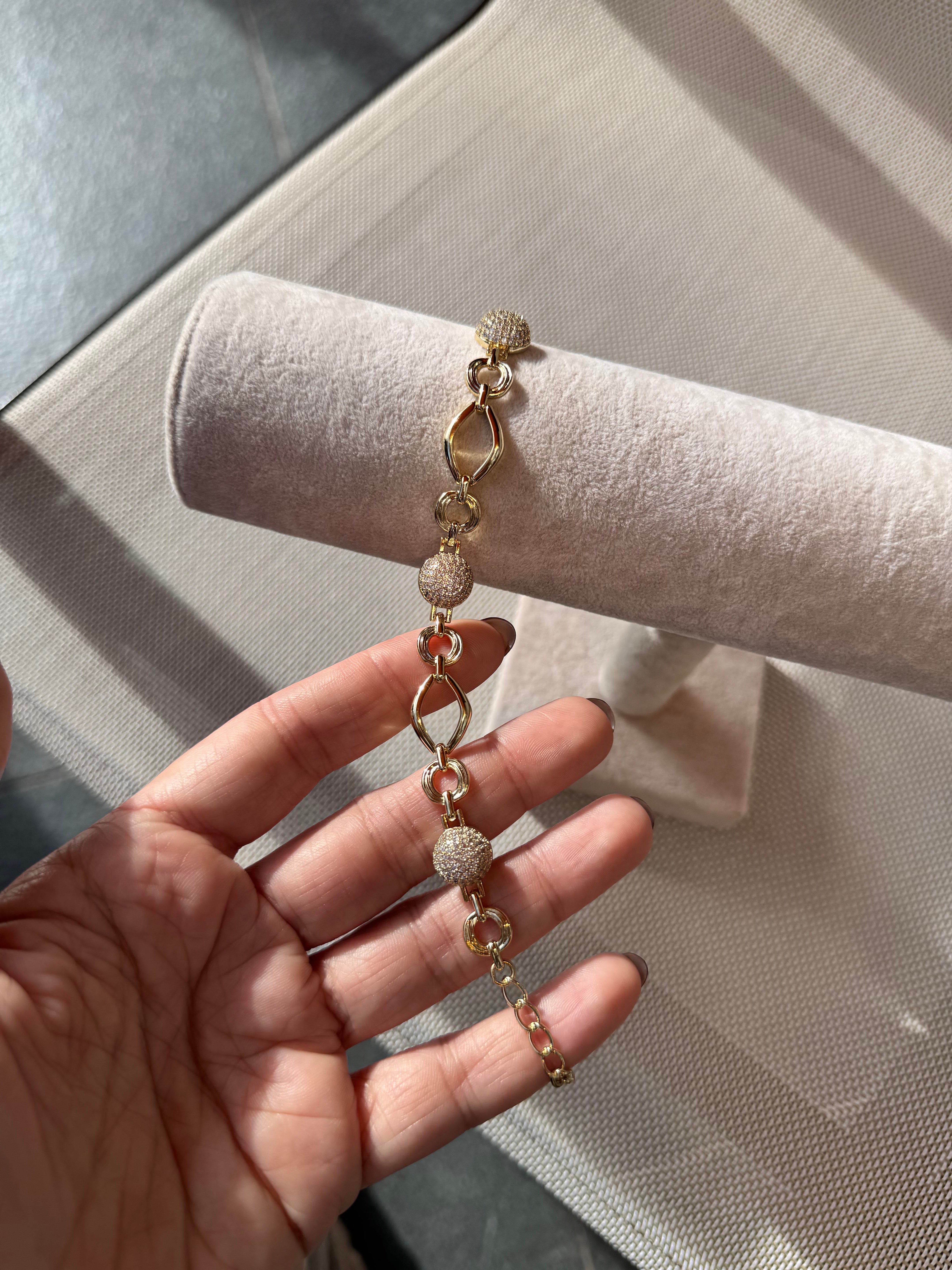 14k yuvarlak taşlı gold bileklik
