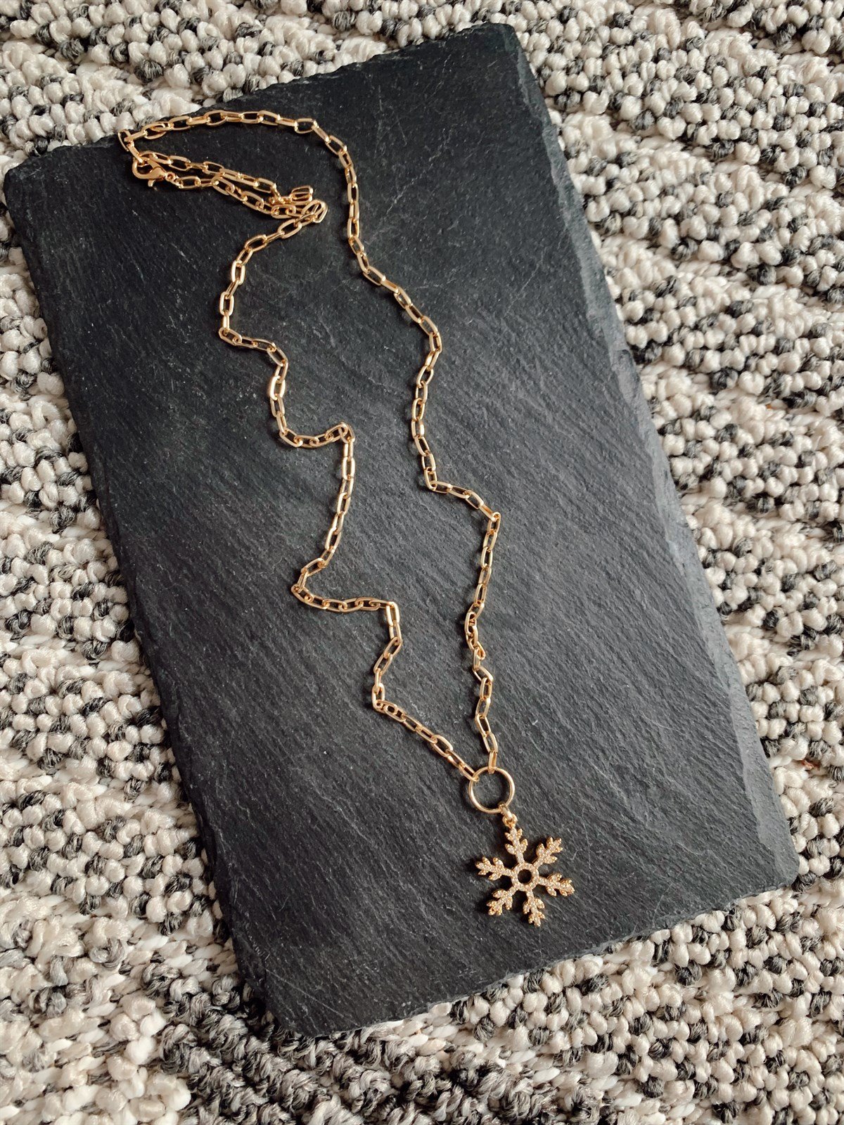 Geçme Zincir Kar Tanesi Kolye