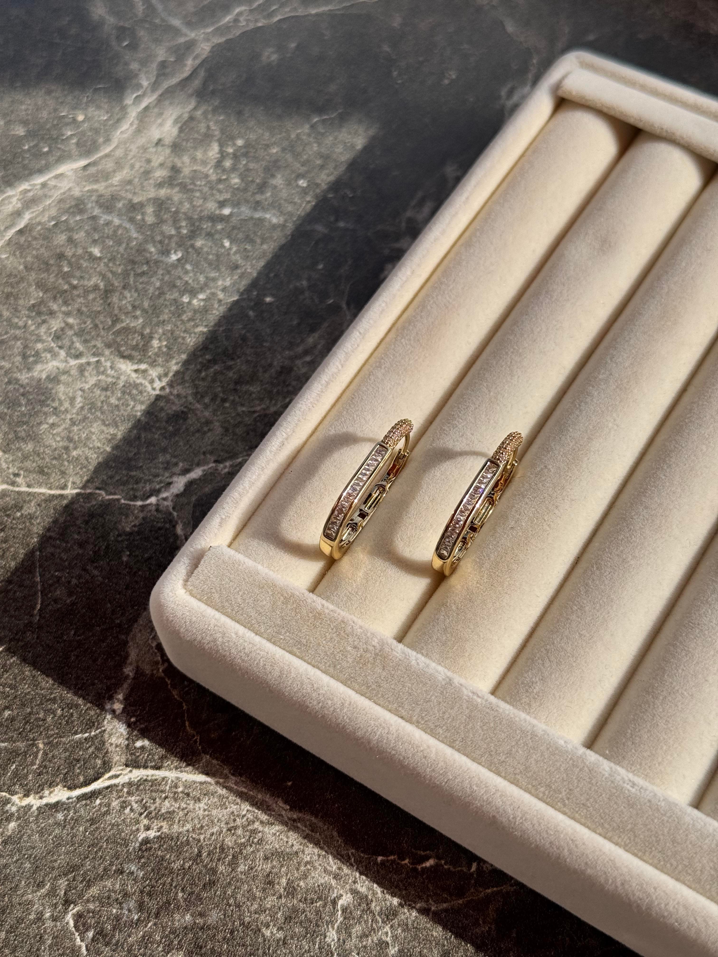 Özel Seri oval çift taşlı Küpe